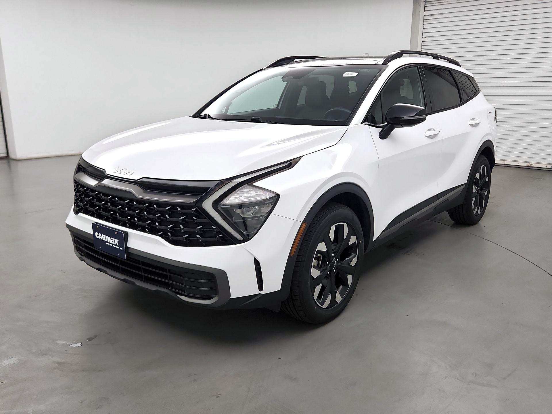 Thumbnail: 2023 Kia Sportage - 3