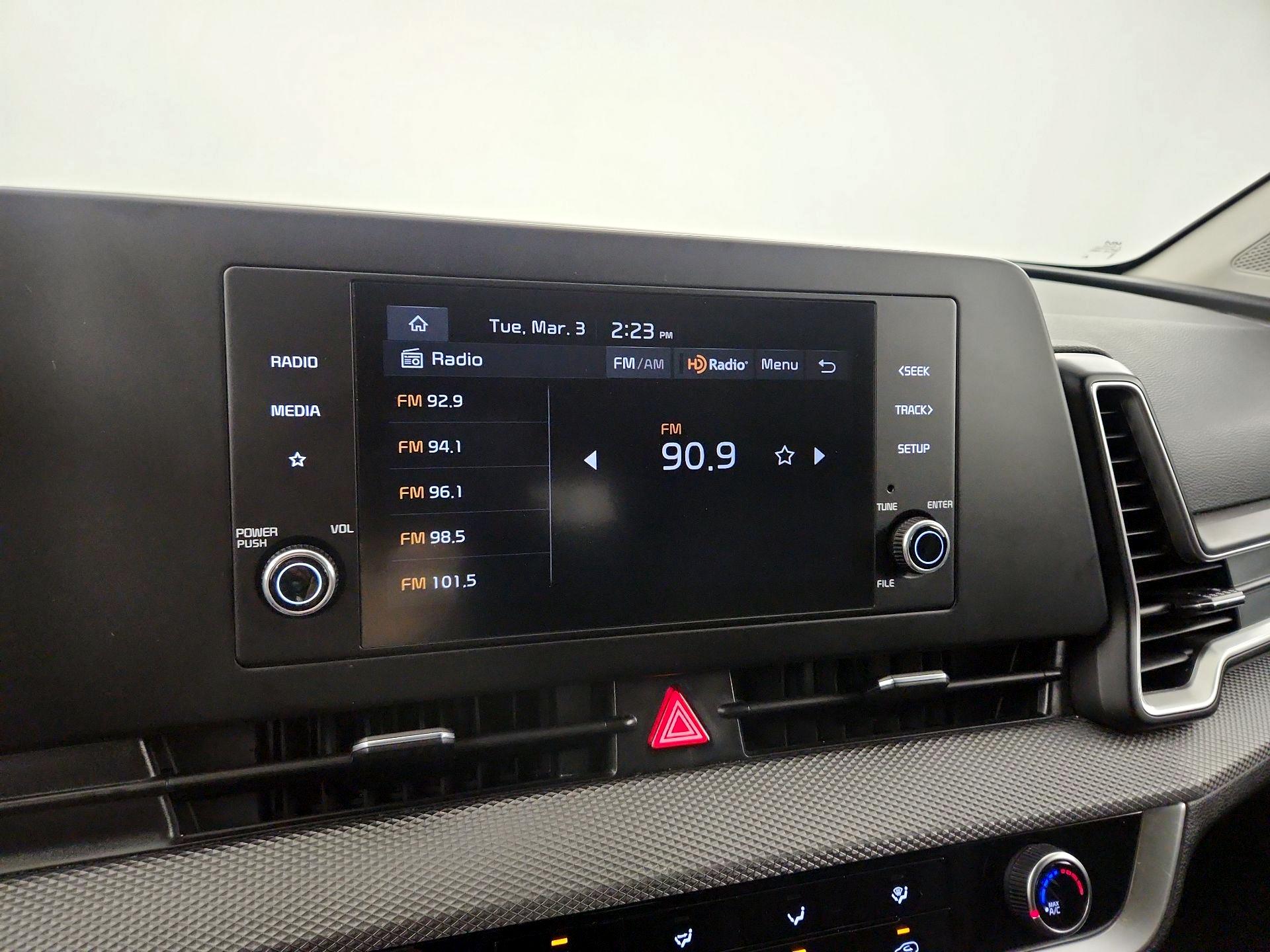 Thumbnail: 2024 Kia Sportage - 15