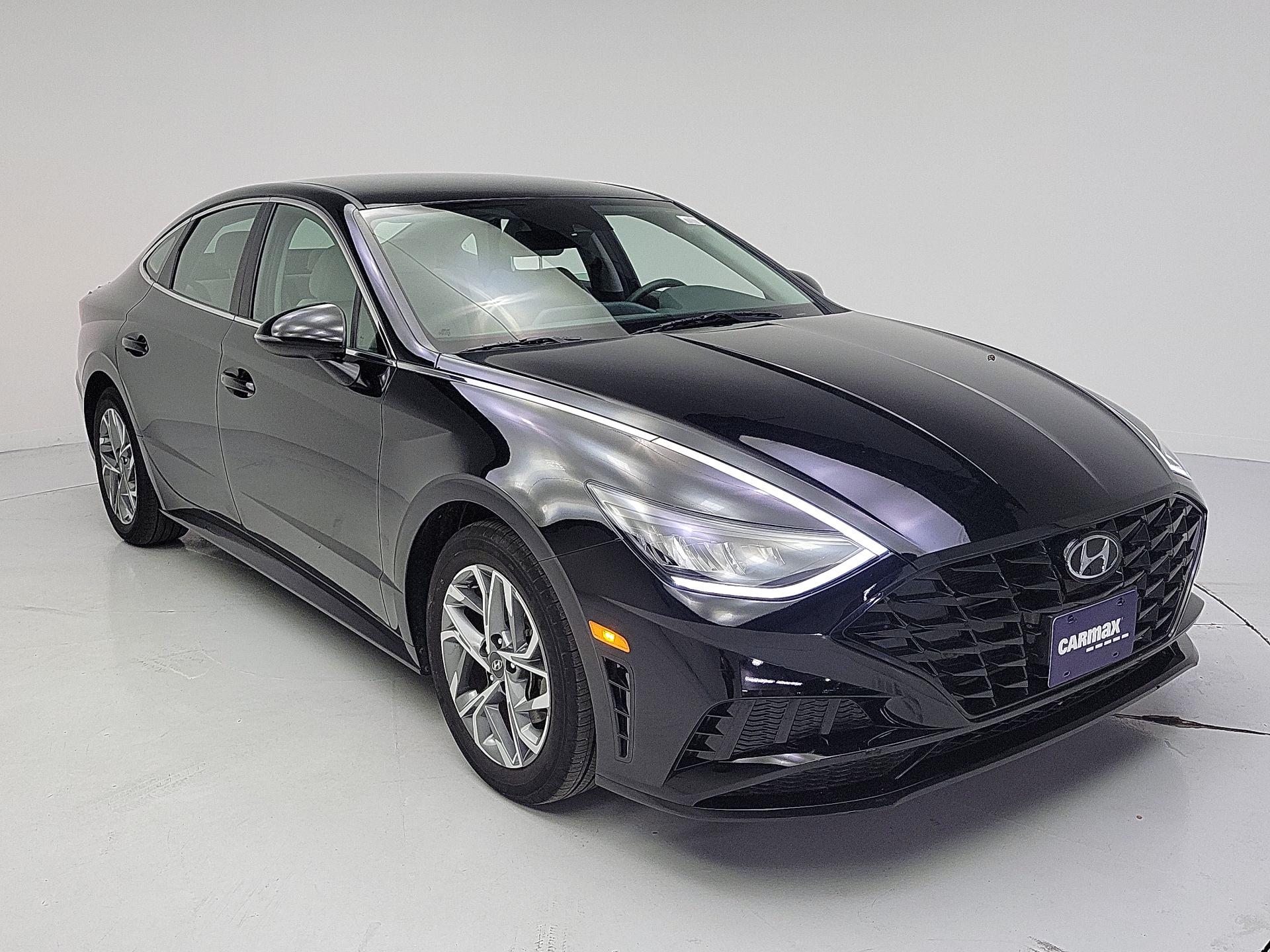 Thumbnail: 2023 Hyundai Sonata - 1