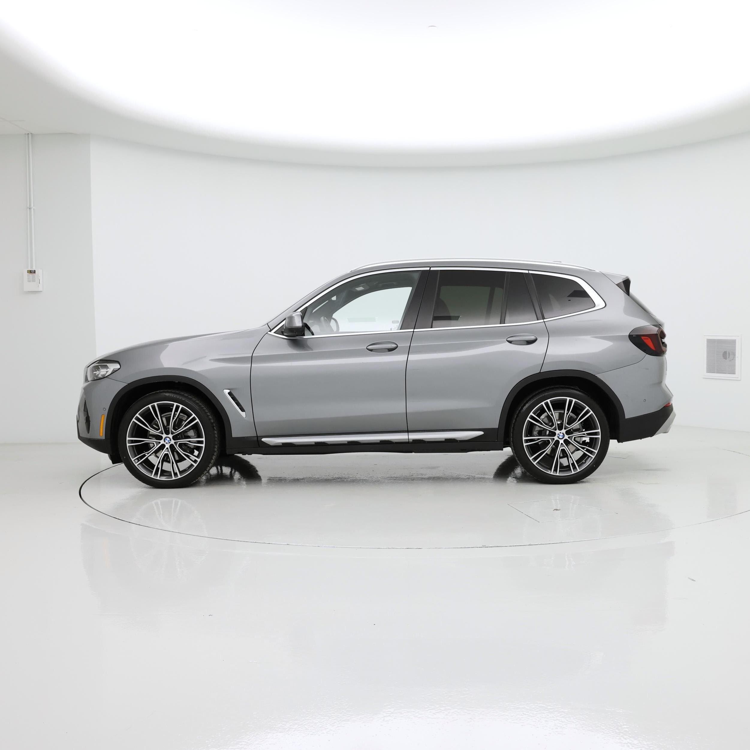 Thumbnail: 2024 BMW X3 - 3