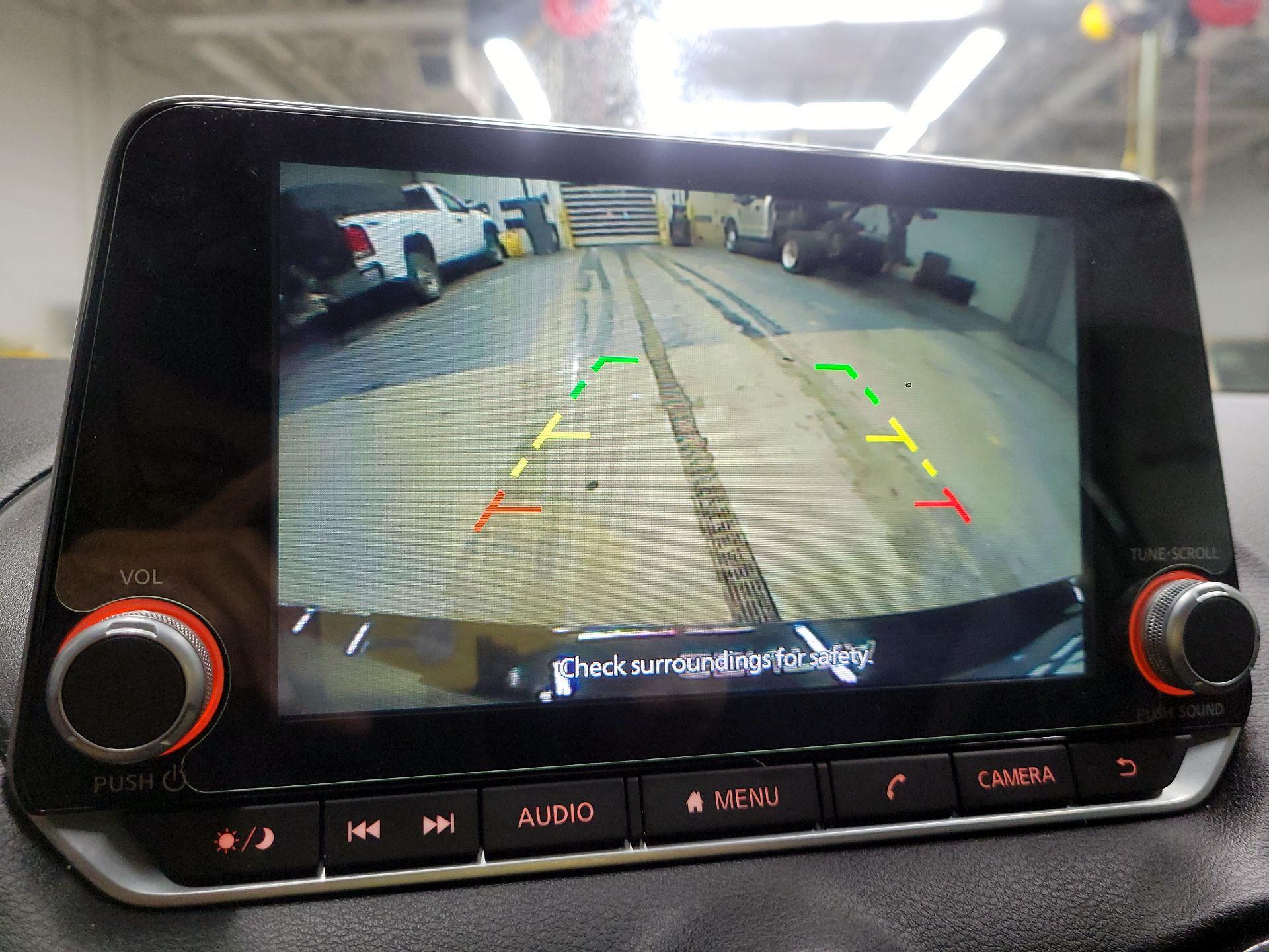 Thumbnail: 2023 Nissan Sentra - 12