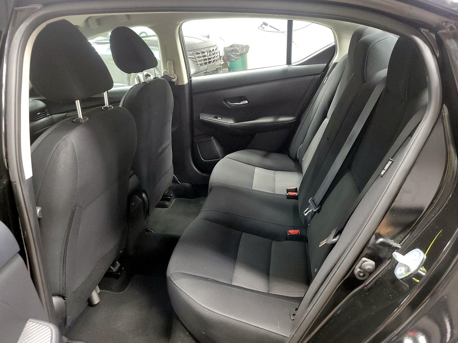 Thumbnail: 2023 Nissan Sentra - 17