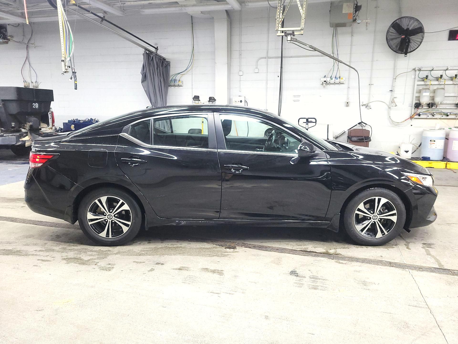 Thumbnail: 2023 Nissan Sentra - 4