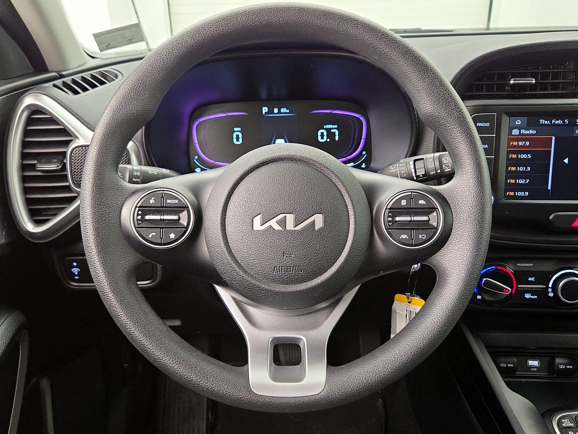 Thumbnail: 2023 Kia Soul - 10