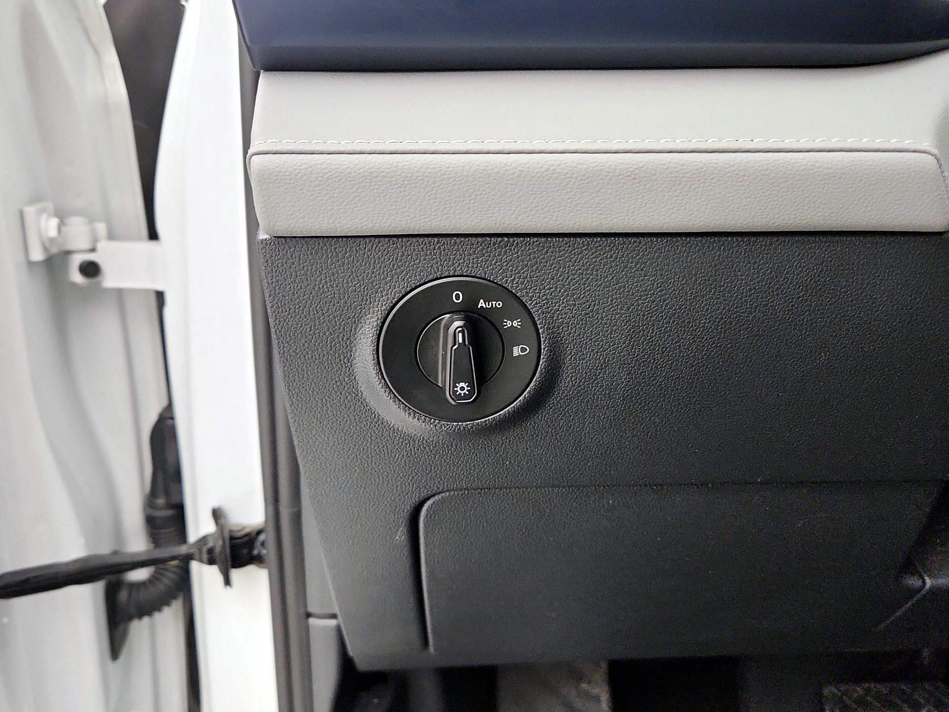 Thumbnail: 2024 Volkswagen Taos - 13