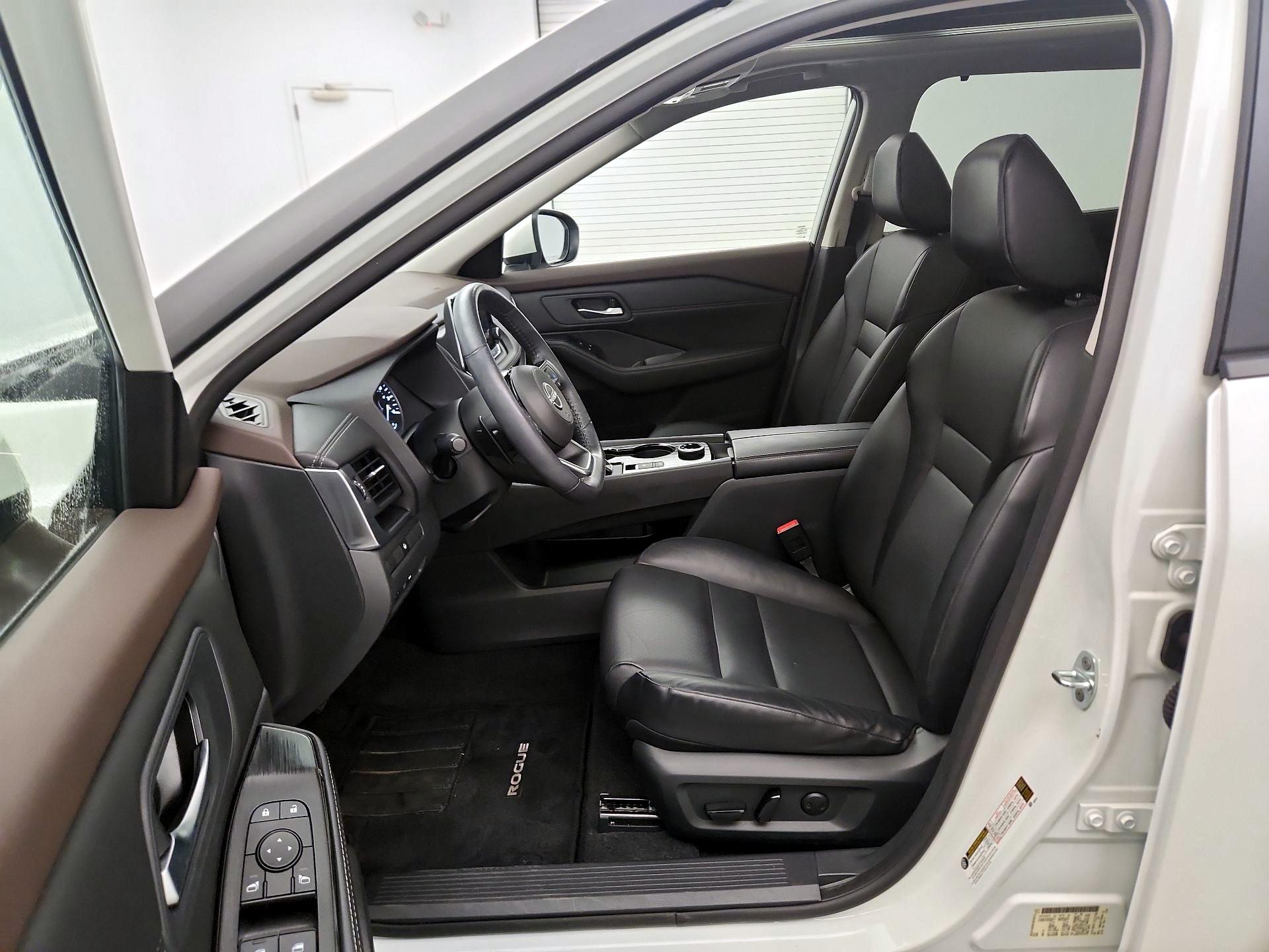 Thumbnail: 2023 Nissan Rogue - 11