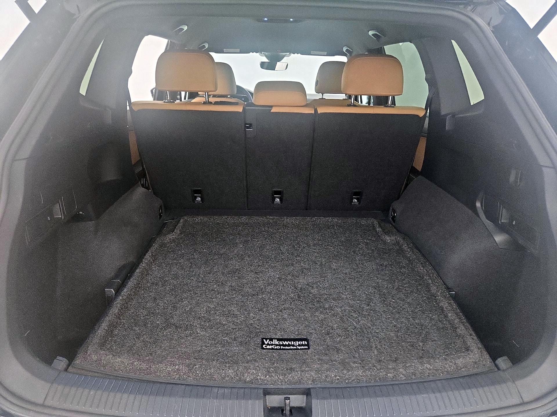 Thumbnail: 2023 Volkswagen Tiguan - 20