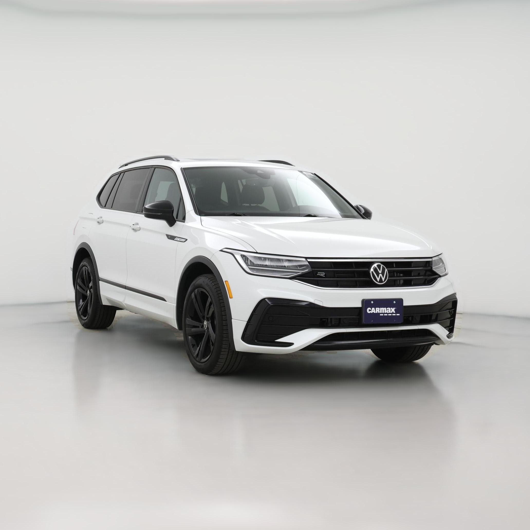 Thumbnail: 2023 Volkswagen Tiguan - 1