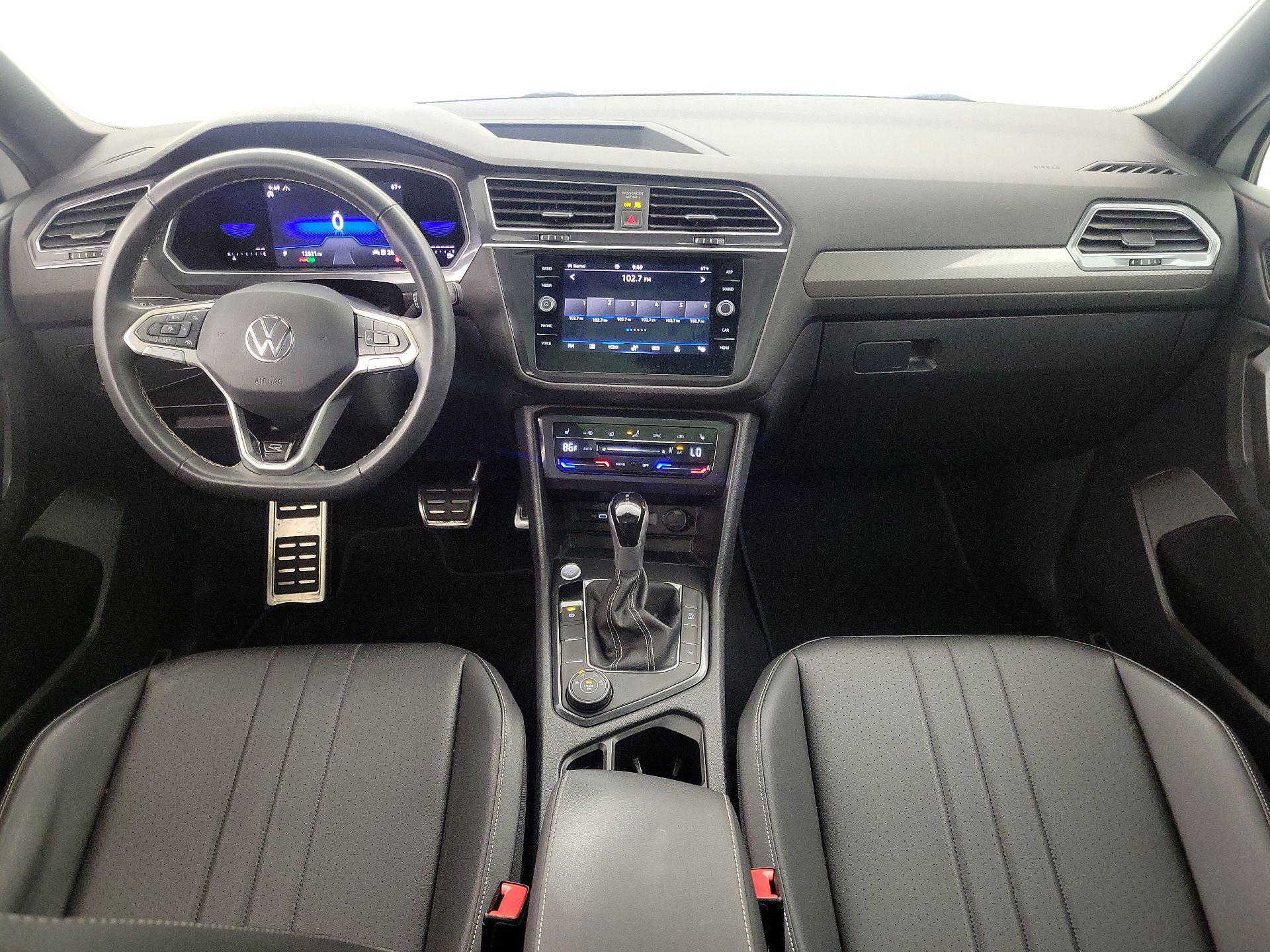 Thumbnail: 2023 Volkswagen Tiguan - 9