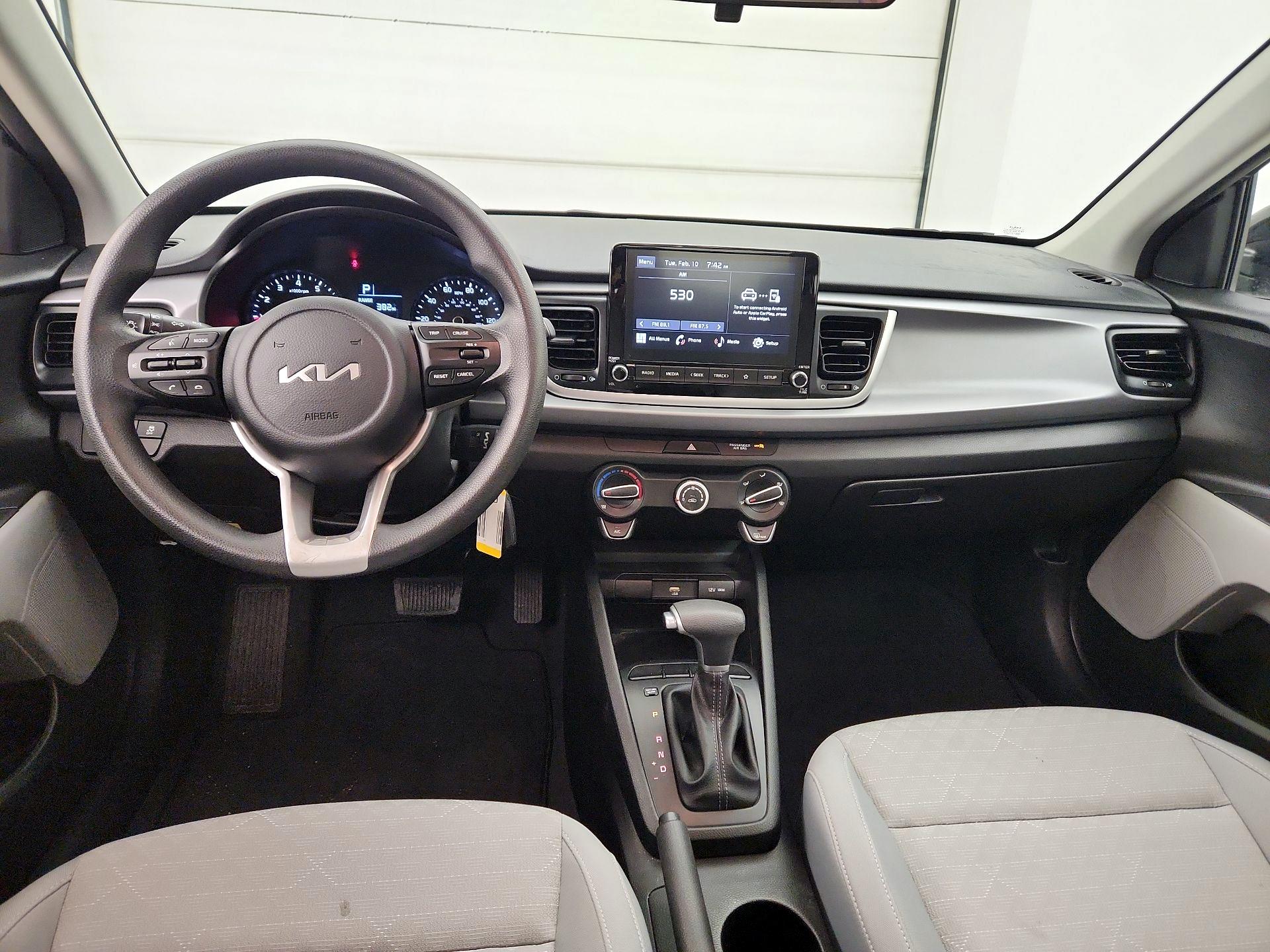 Thumbnail: 2023 Kia Rio - 9