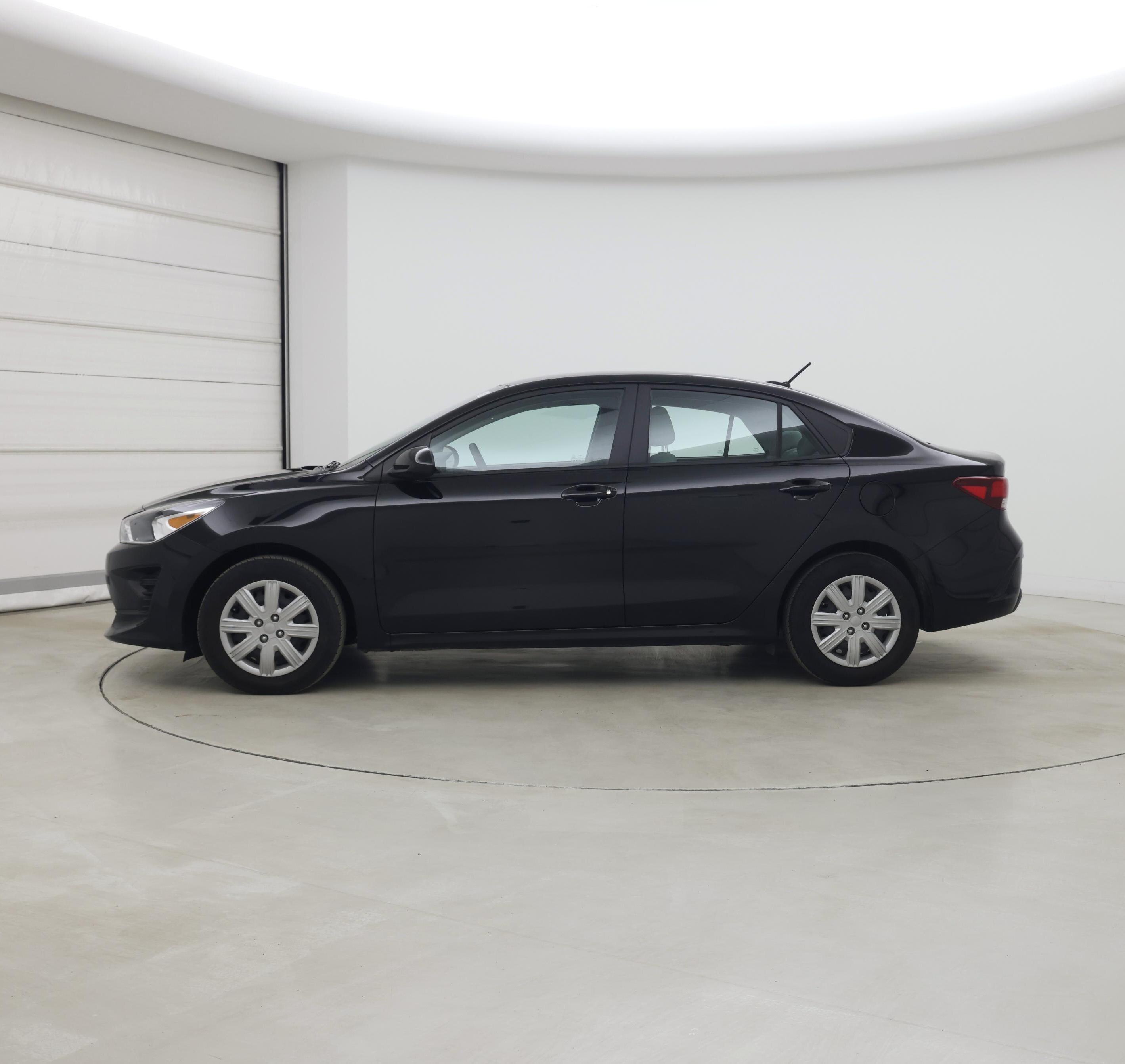 Thumbnail: 2023 Kia Rio - 3