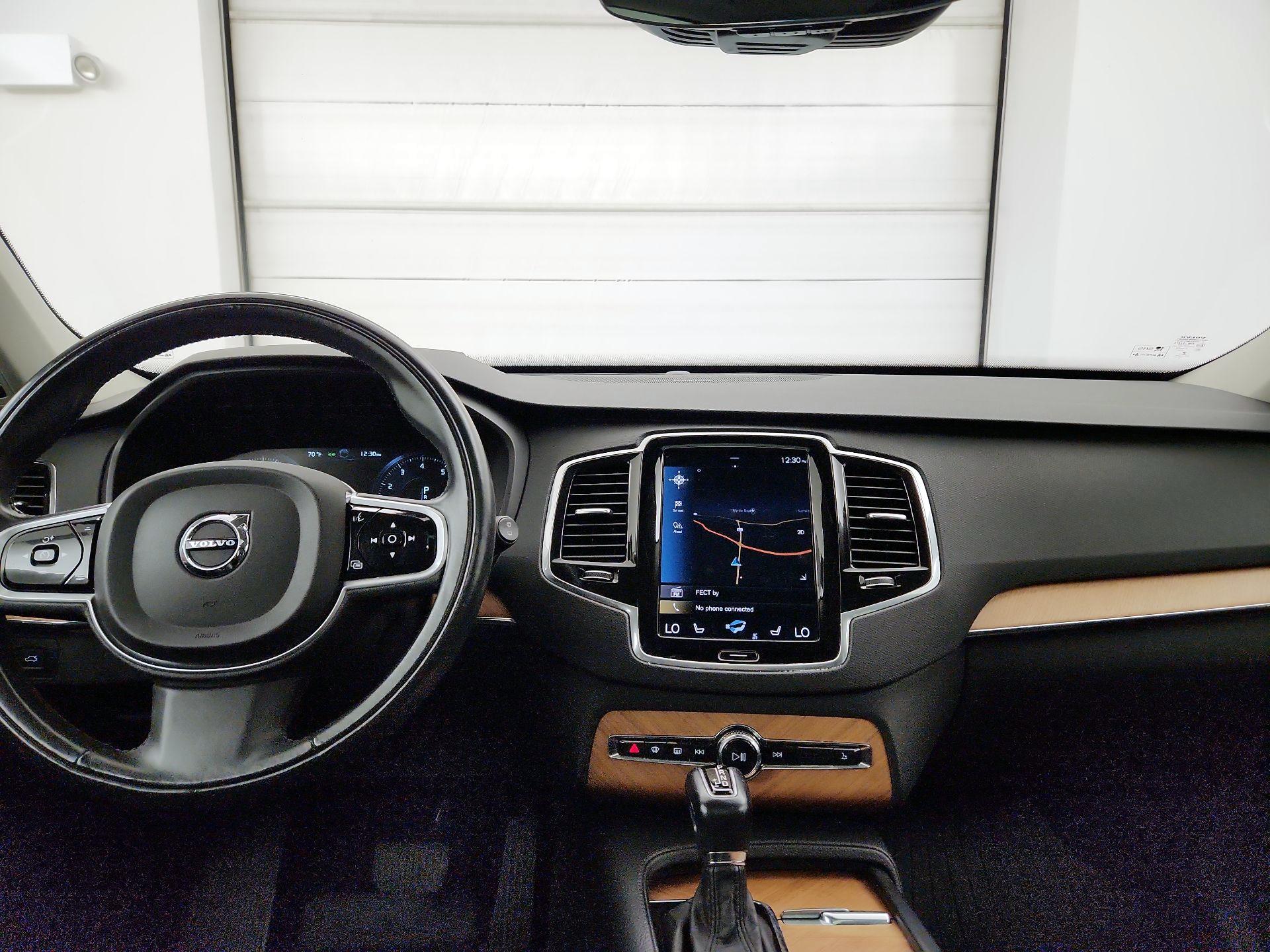 Thumbnail: 2022 Volvo XC90 - 8