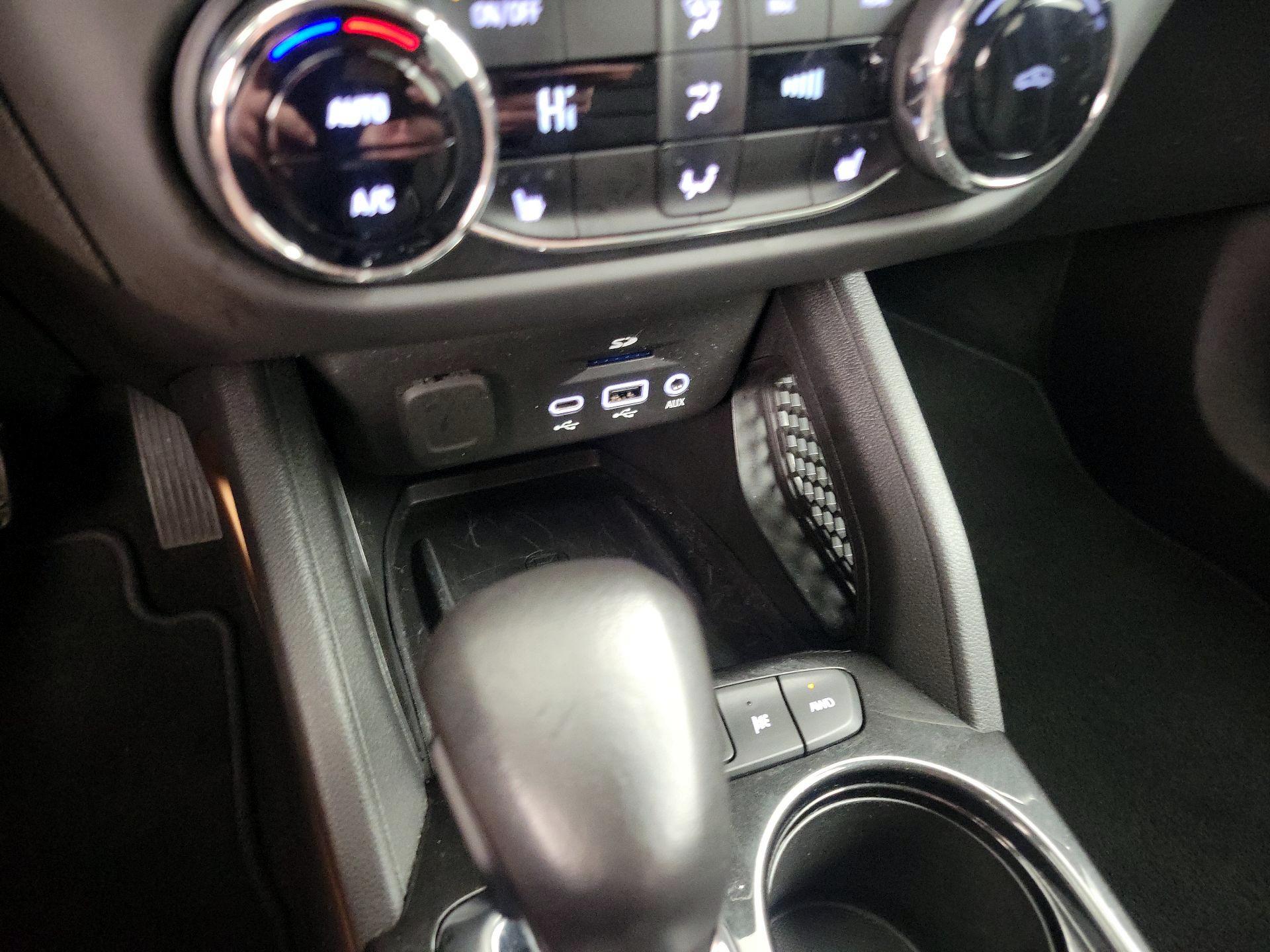 Thumbnail: 2022 Chevrolet TrailBlazer - 18