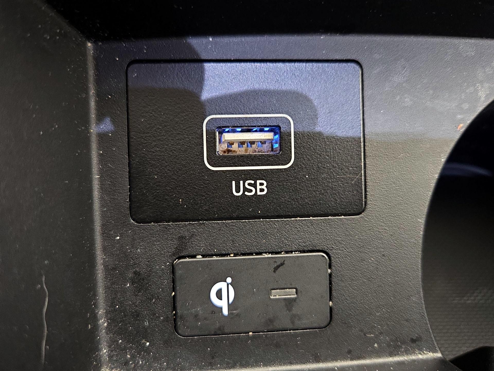 Thumbnail: 2023 Hyundai Santa Fe - 19