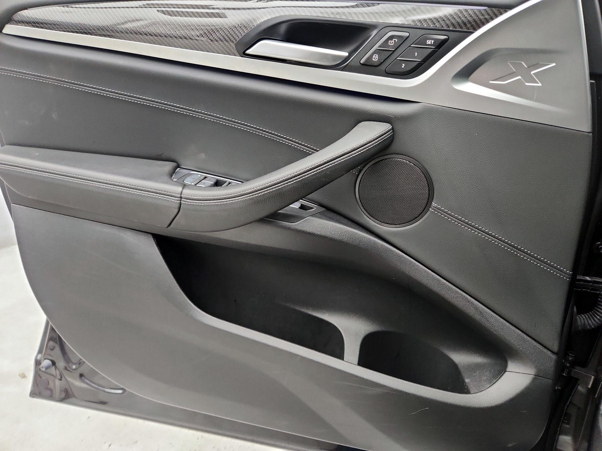 Thumbnail: 2021 BMW X4 - 12