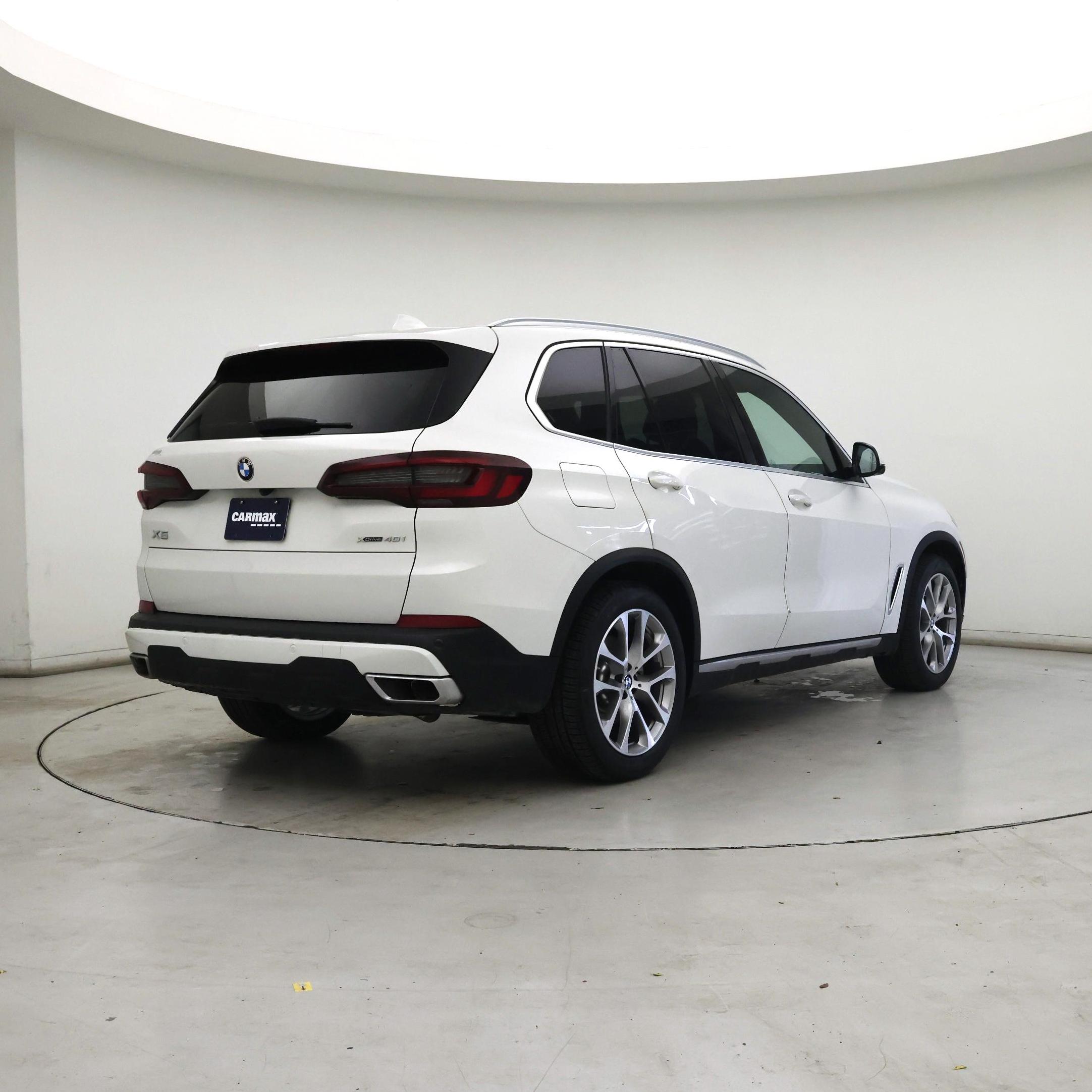 Thumbnail: 2021 BMW X5 - 8