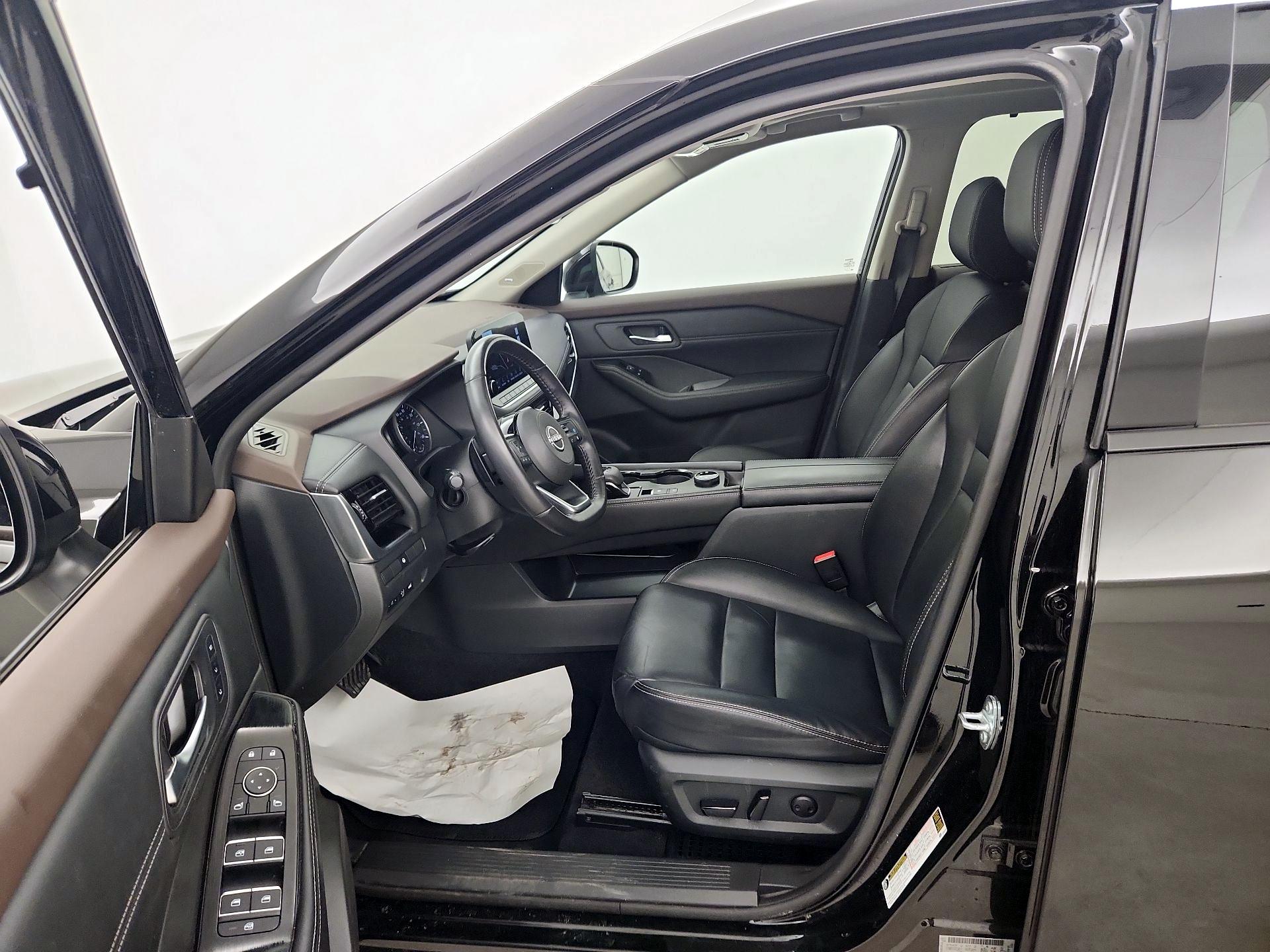 Thumbnail: 2023 Nissan Rogue - 11