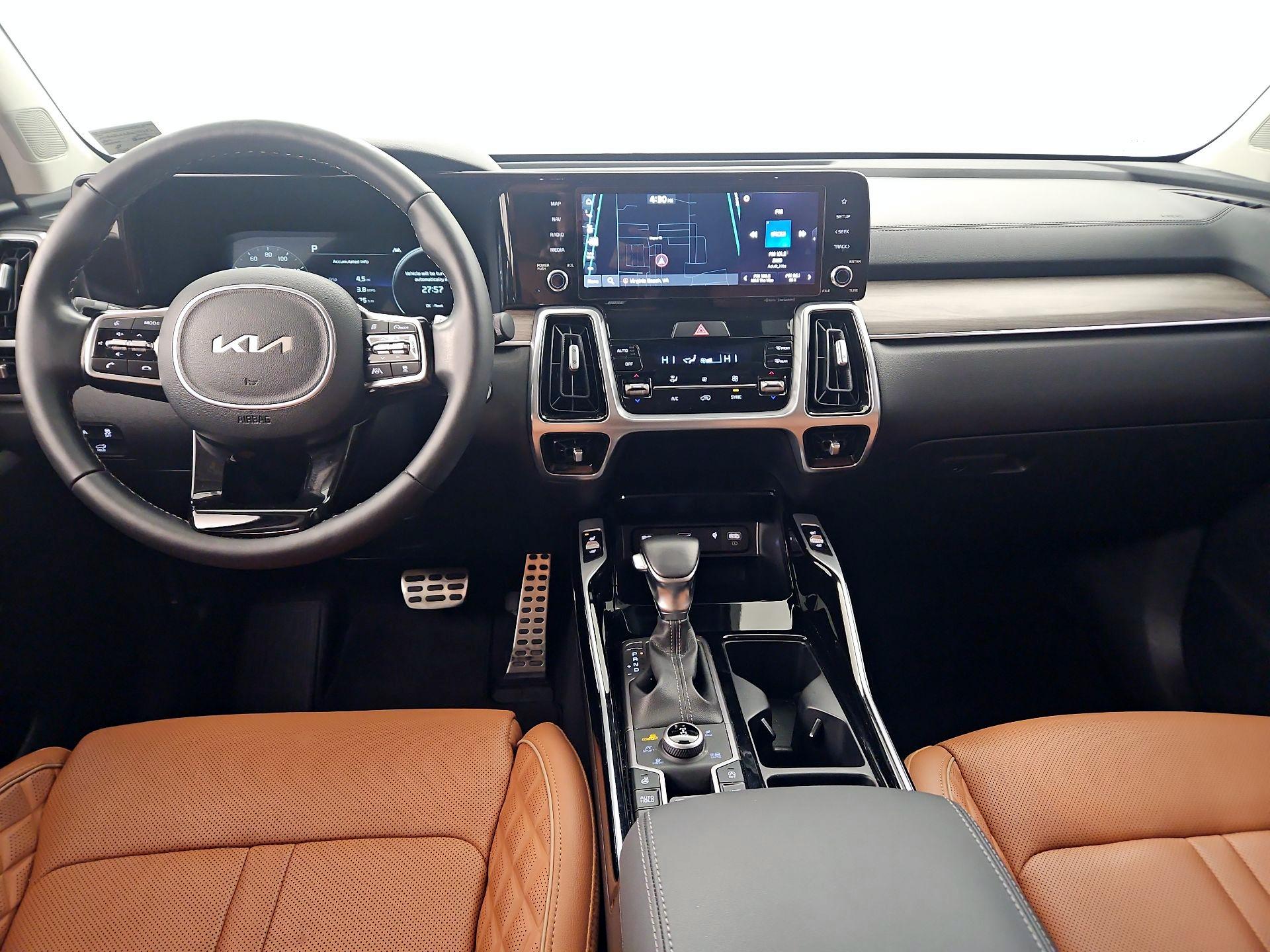 Thumbnail: 2023 Kia Sorento - 9