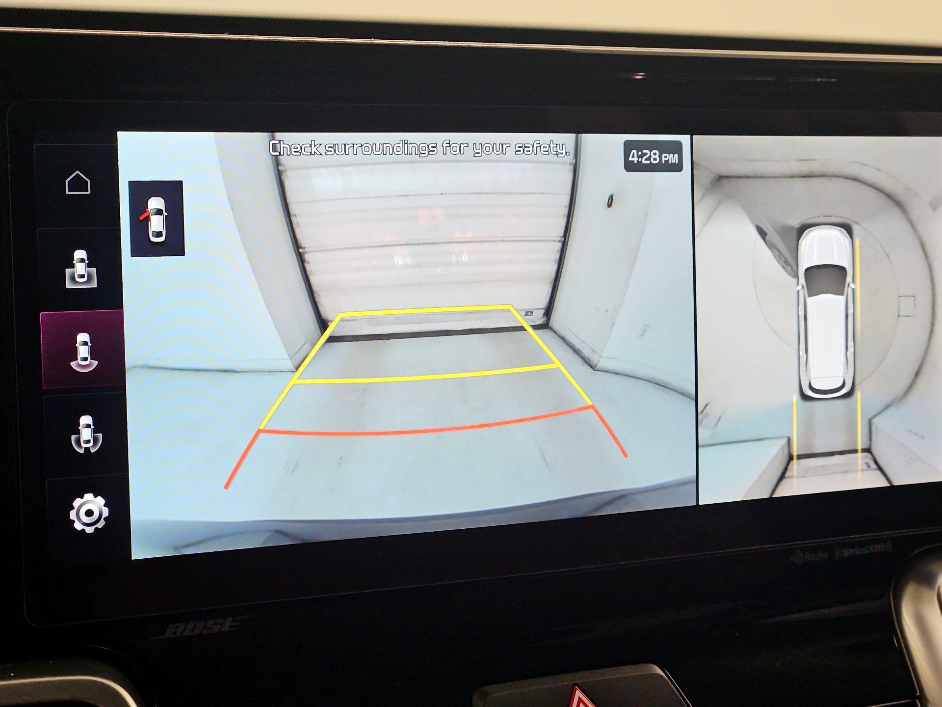 Thumbnail: 2023 Kia Sorento - 15