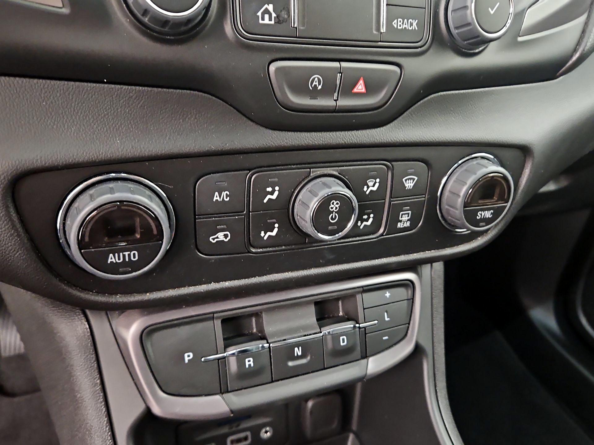 Thumbnail: 2024 GMC Terrain - 16