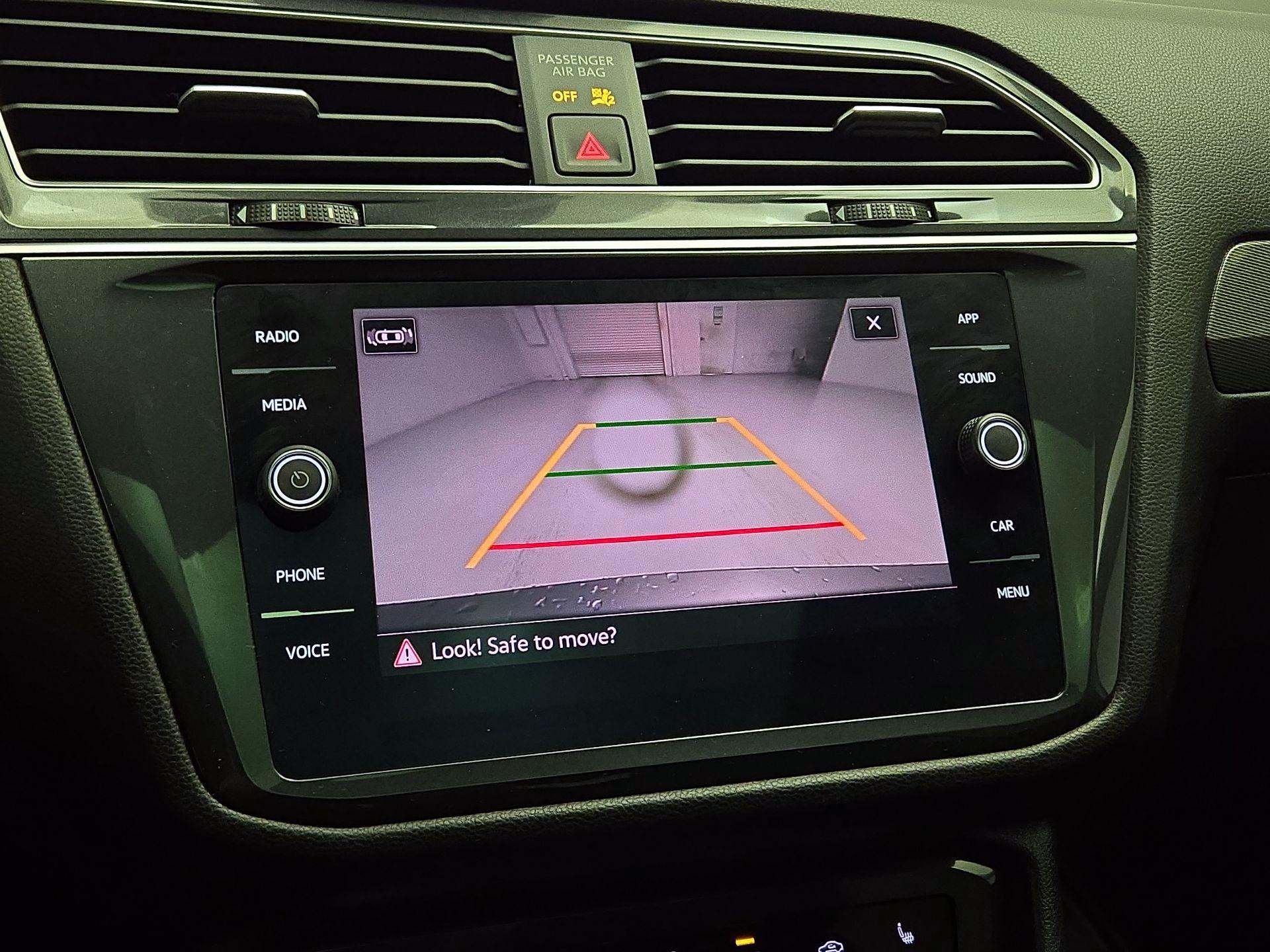 Thumbnail: 2024 Volkswagen Tiguan - 14