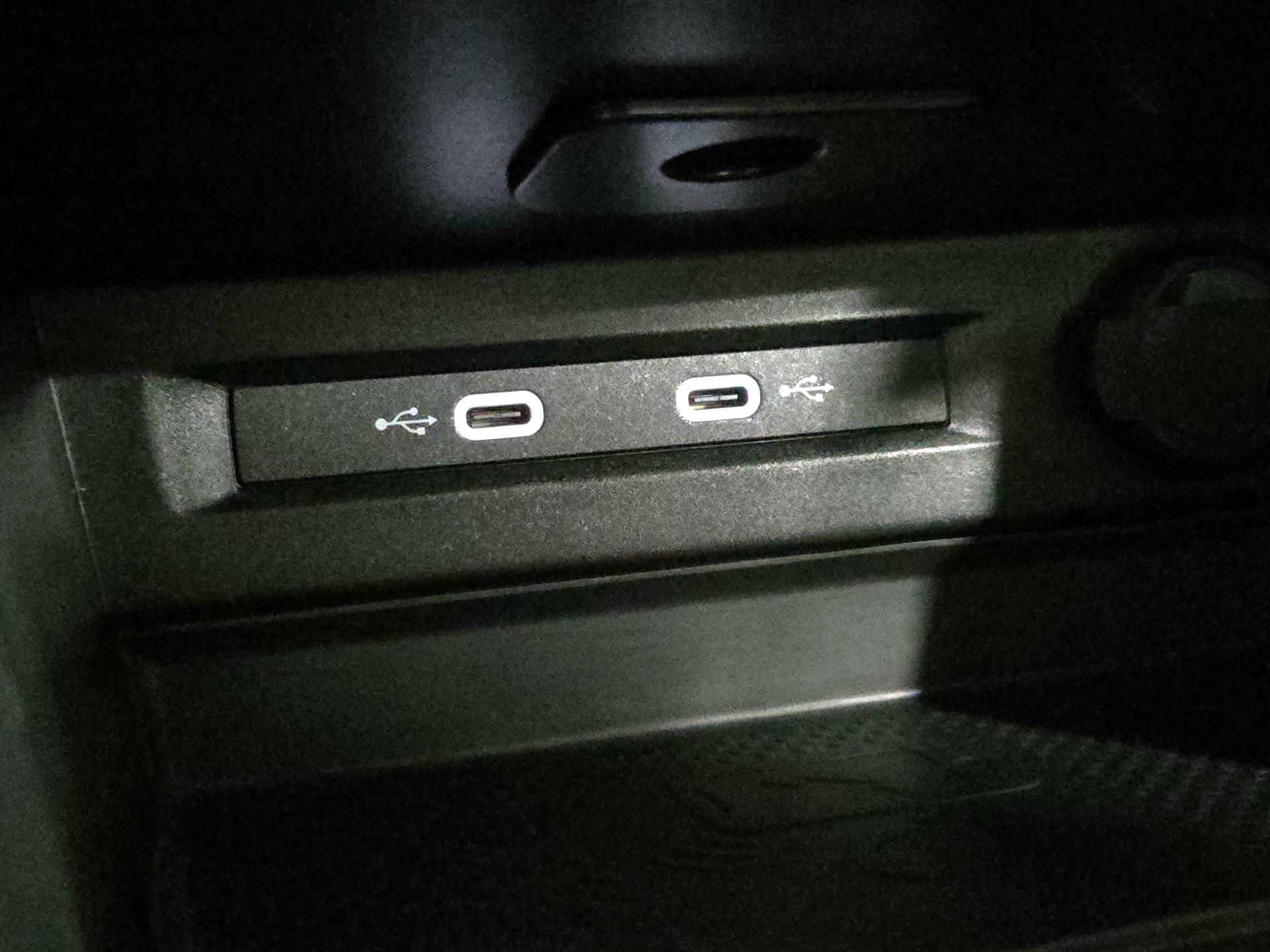 Thumbnail: 2024 Volkswagen Tiguan - 18