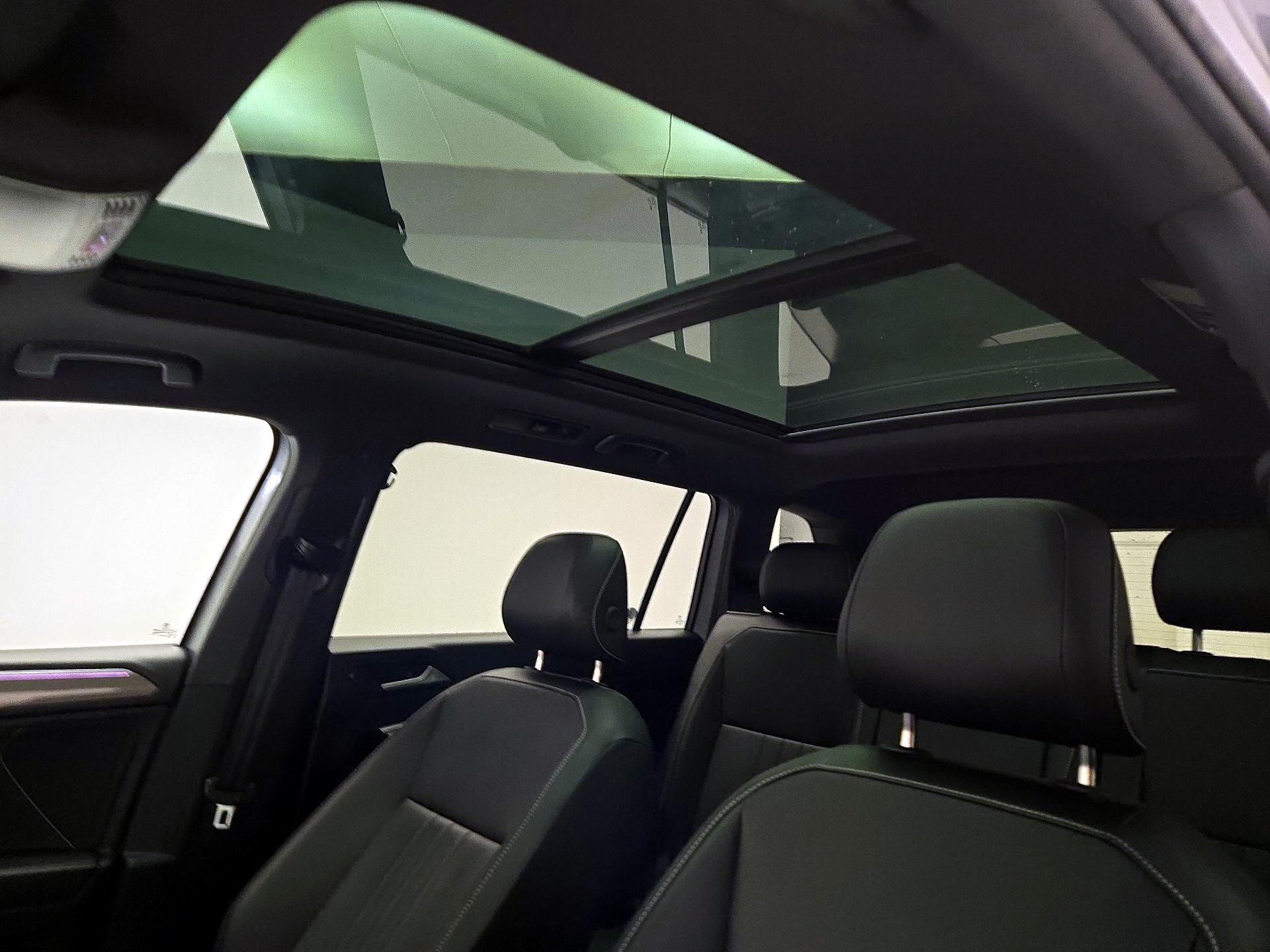 Thumbnail: 2024 Volkswagen Tiguan - 19