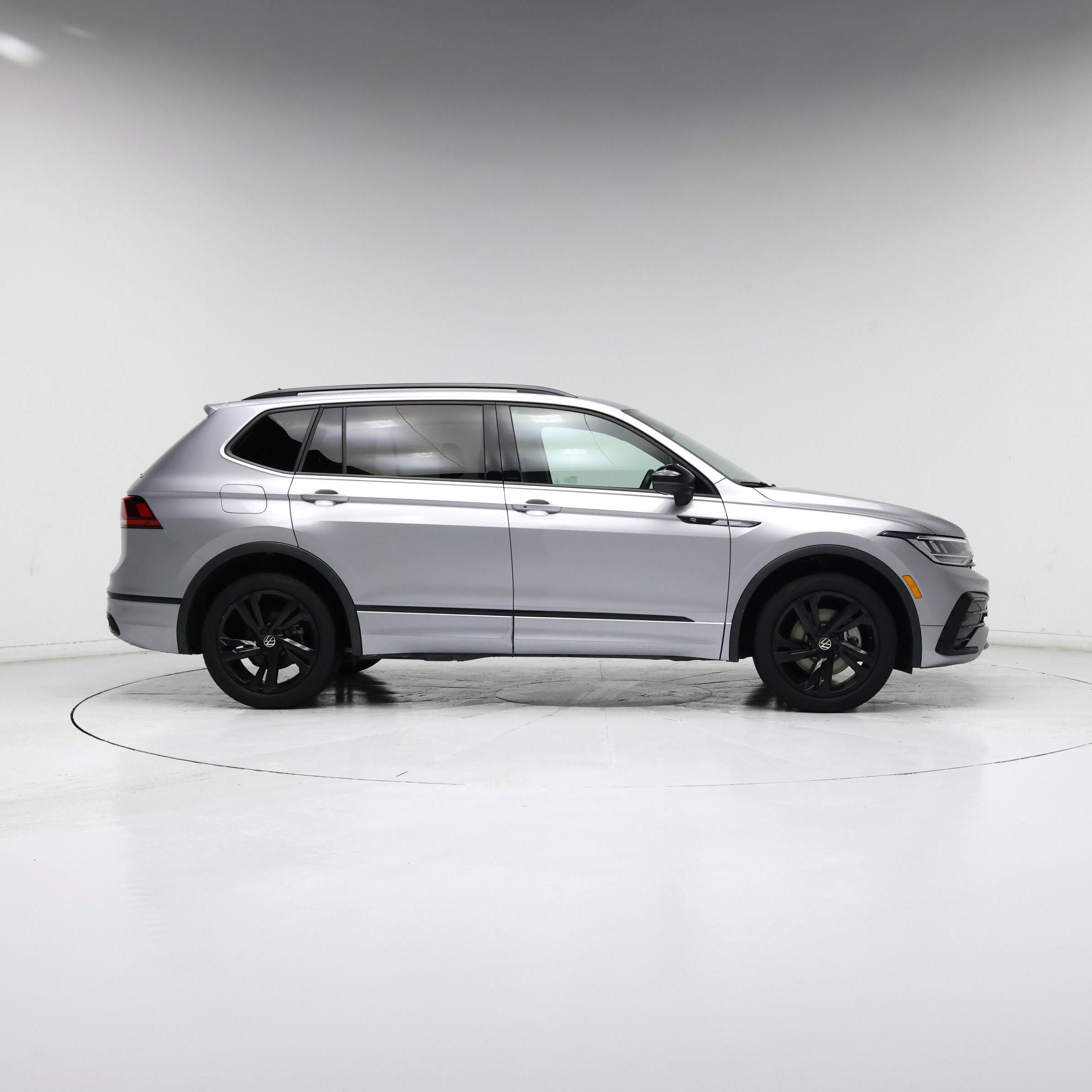 Thumbnail: 2024 Volkswagen Tiguan - 7