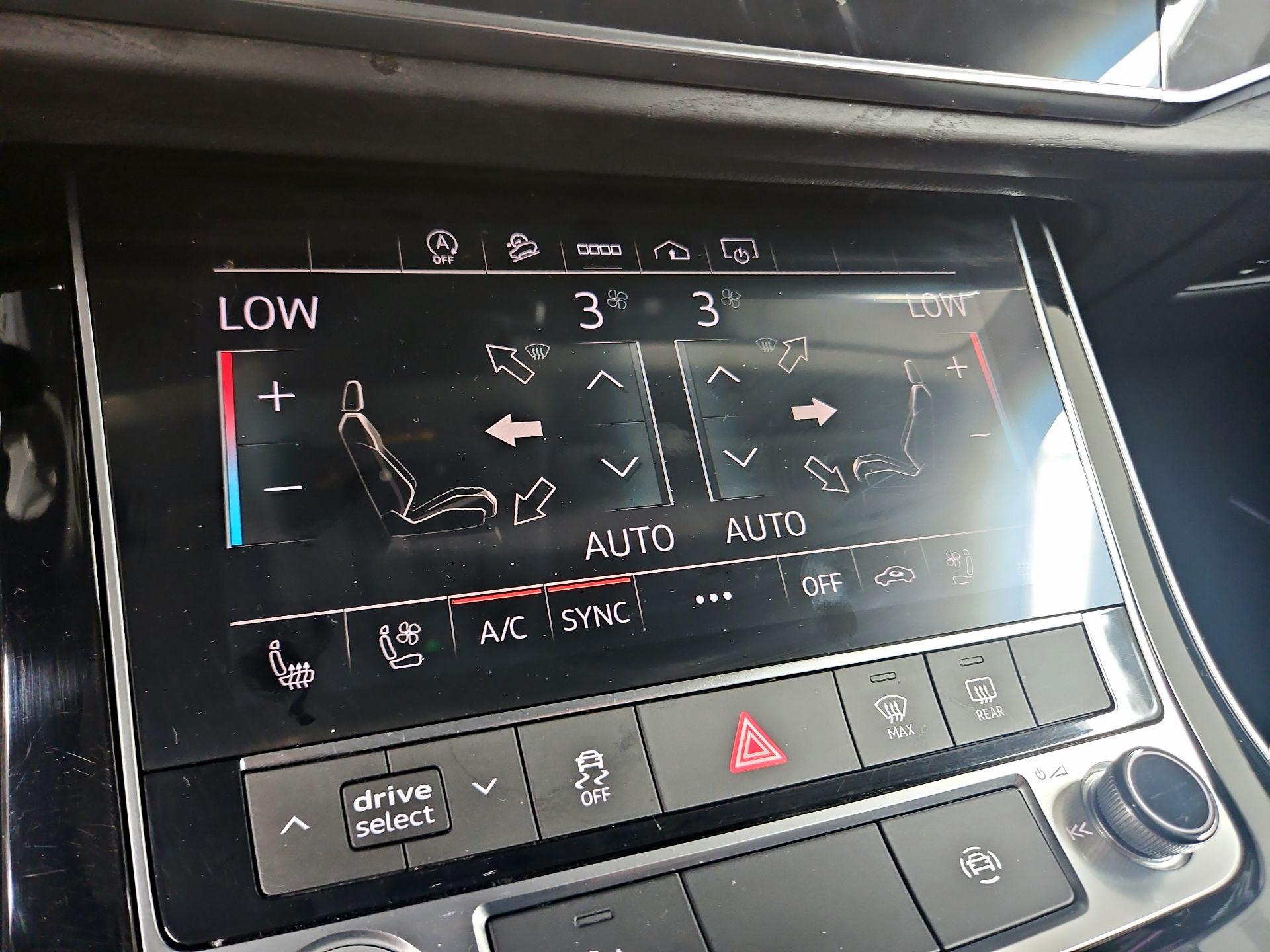 Thumbnail: 2023 Audi Q8 - 17