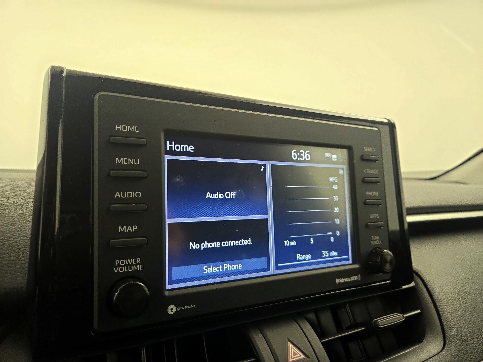 Thumbnail: 2021 Toyota RAV4 - 15