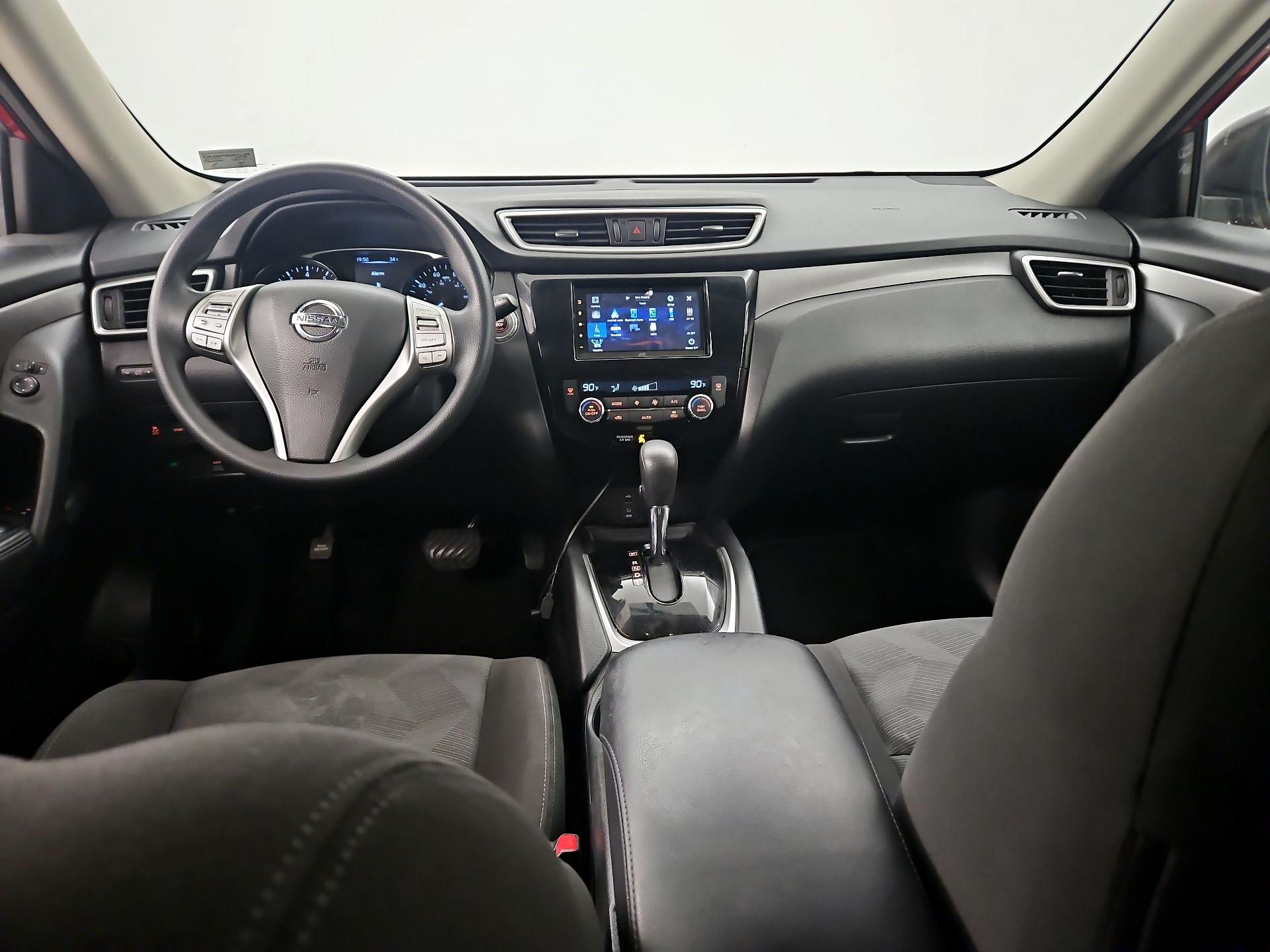 Thumbnail: 2016 Nissan Rogue - 9