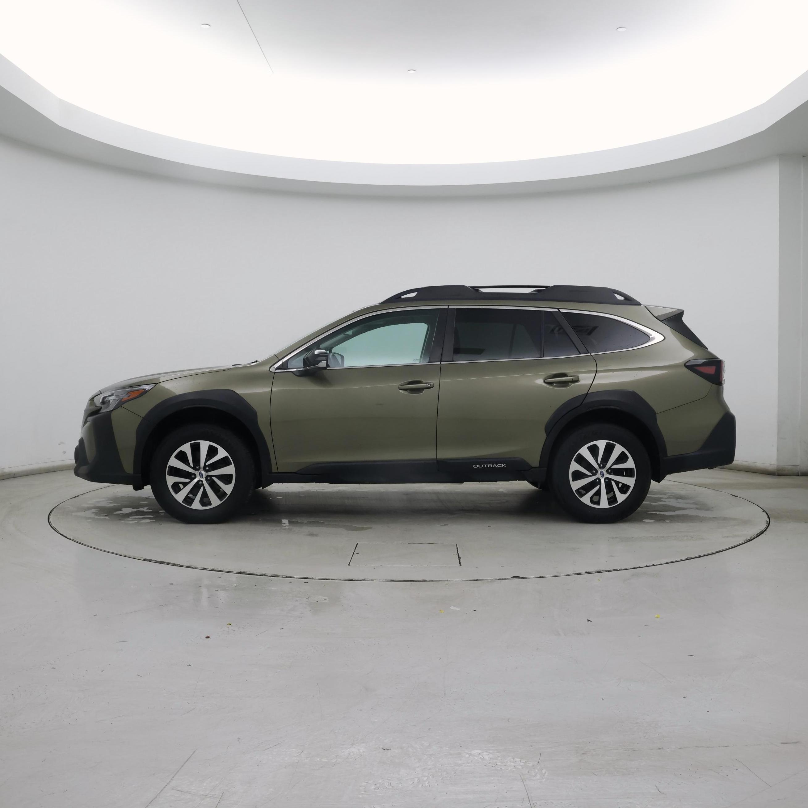 Thumbnail: 2023 Subaru Outback - 3