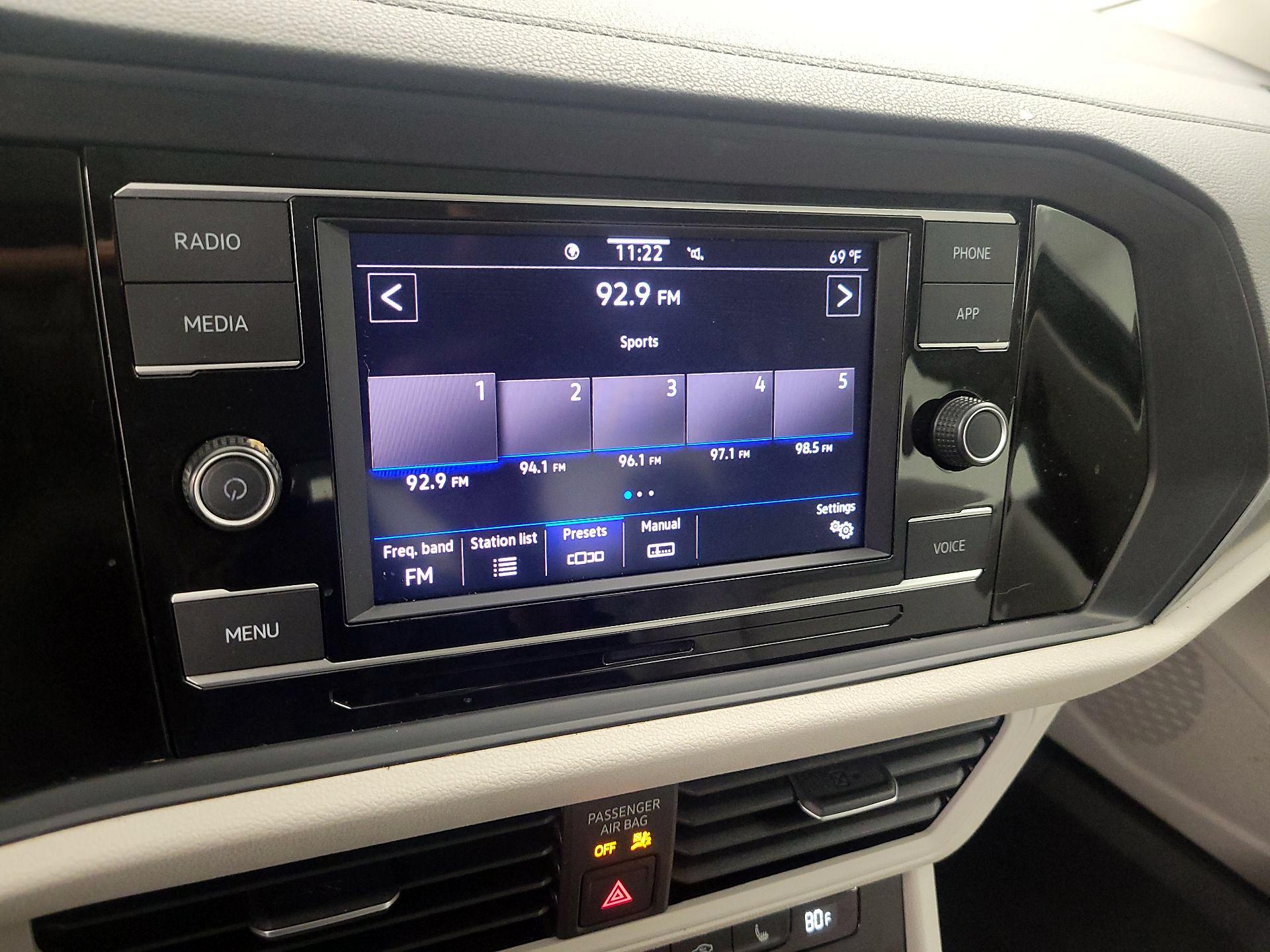 Thumbnail: 2024 Volkswagen Jetta - 15