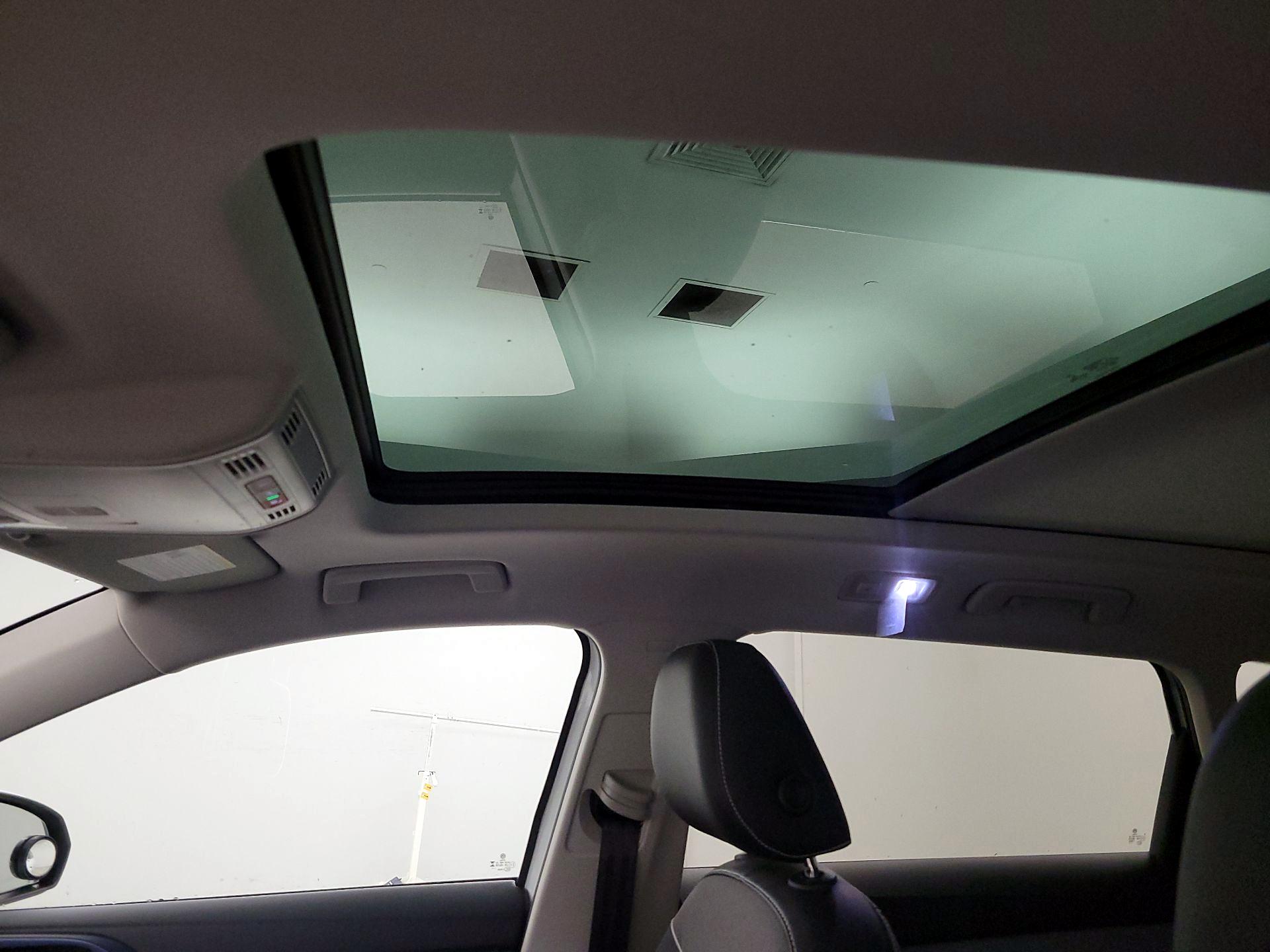 Thumbnail: 2023 Volkswagen Taos - 19