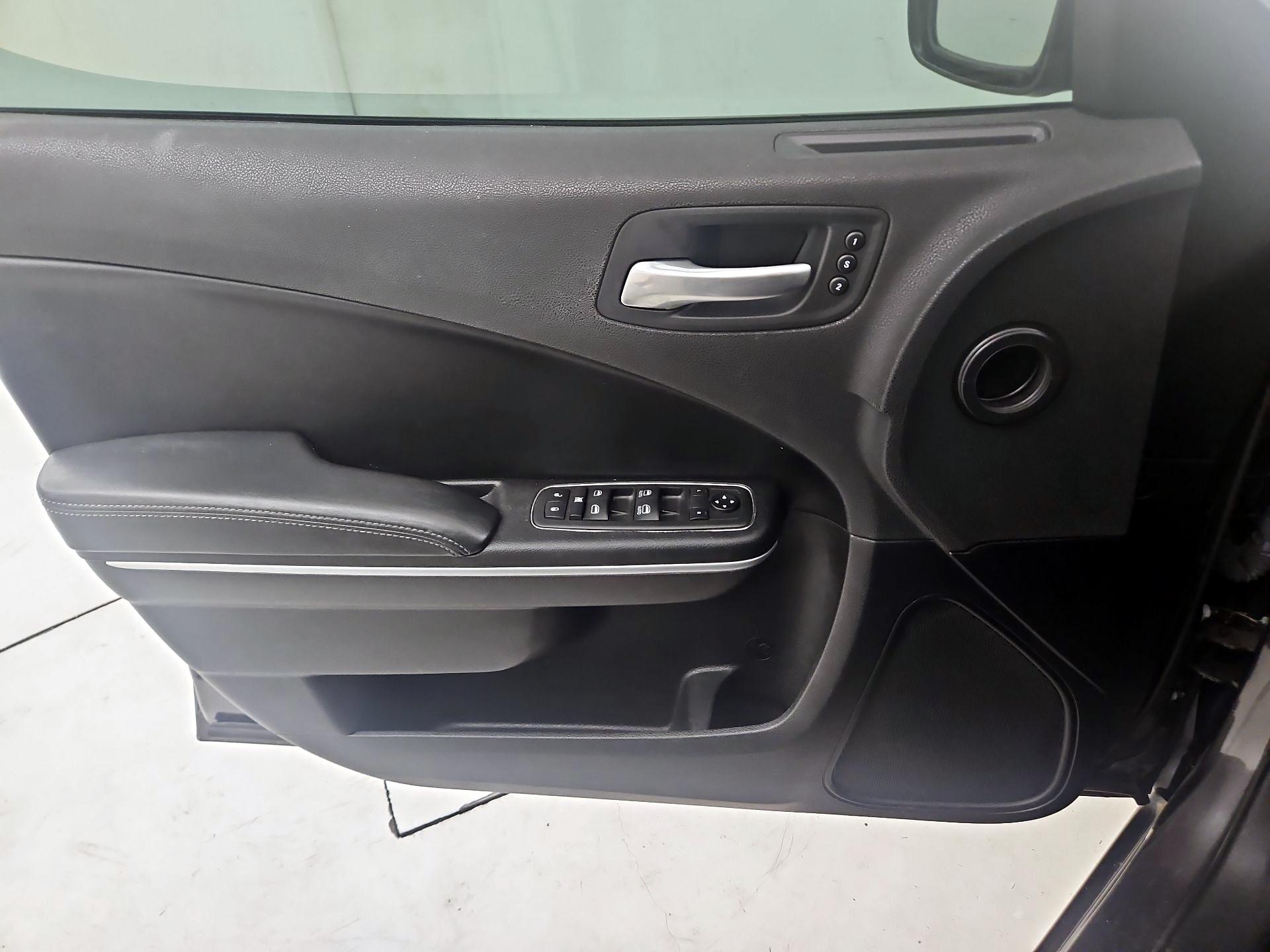 Thumbnail: 2021 Dodge Charger - 12