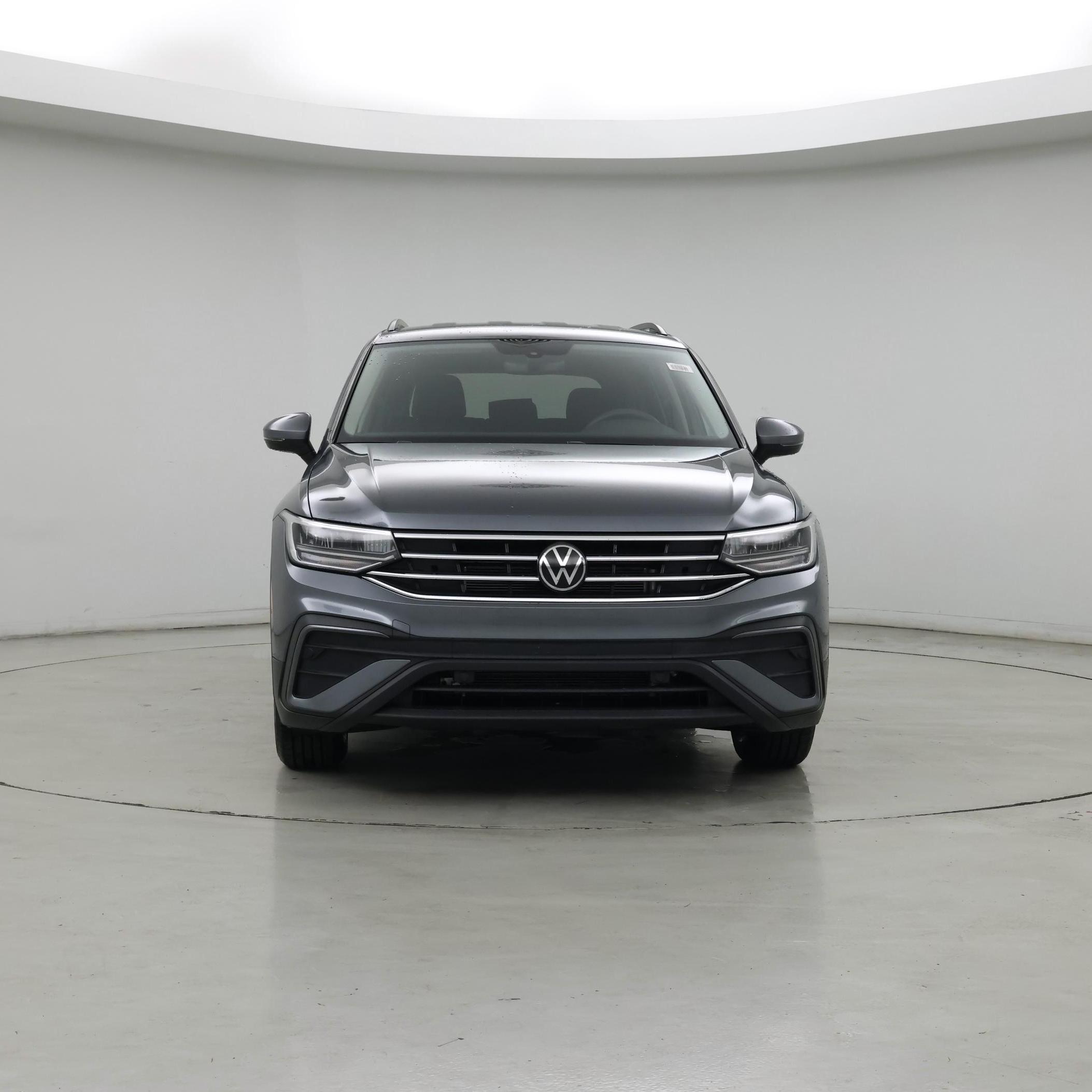 Thumbnail: 2023 Volkswagen Tiguan - 5