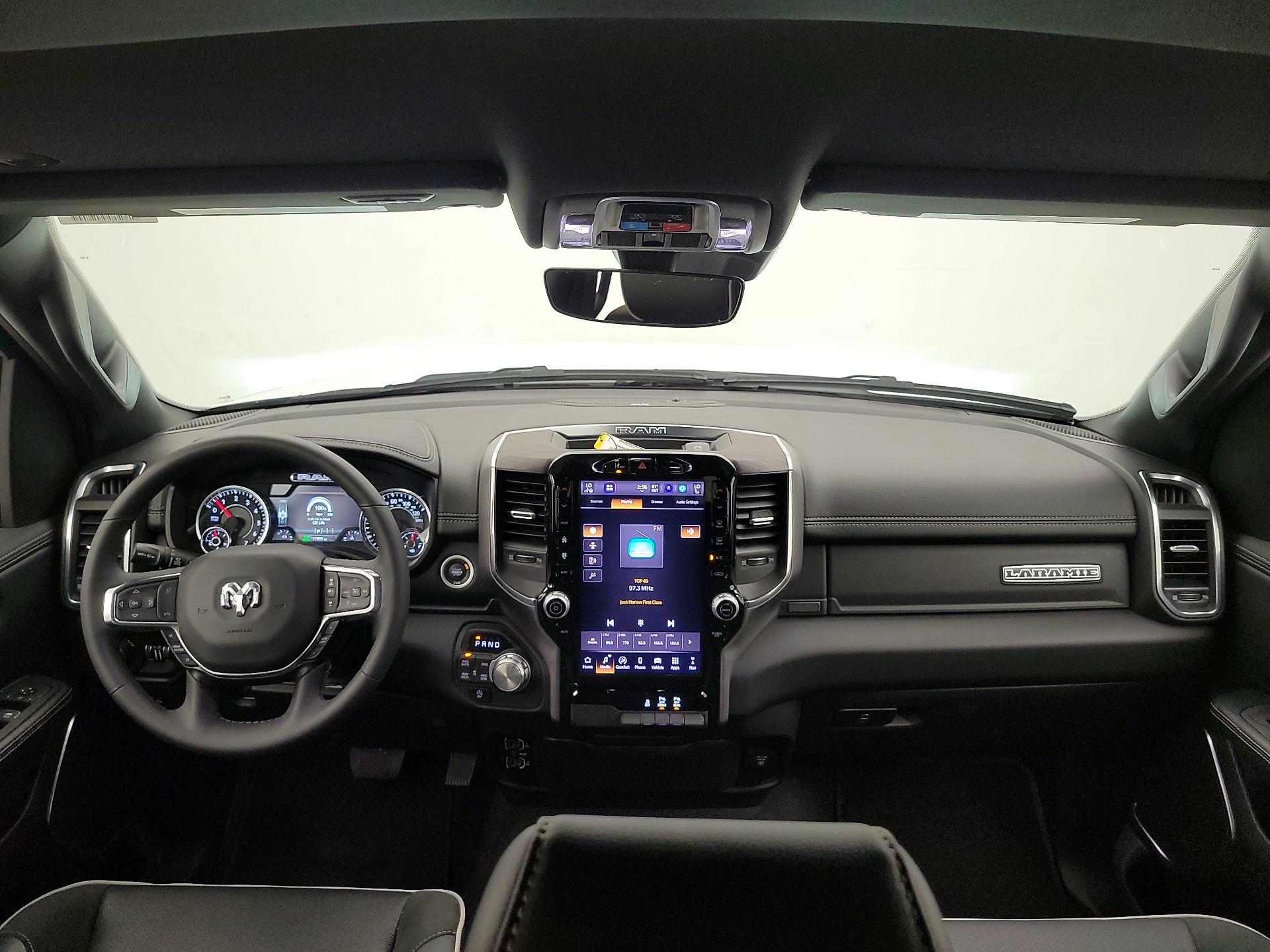 Thumbnail: 2025 RAM 1500 - 9