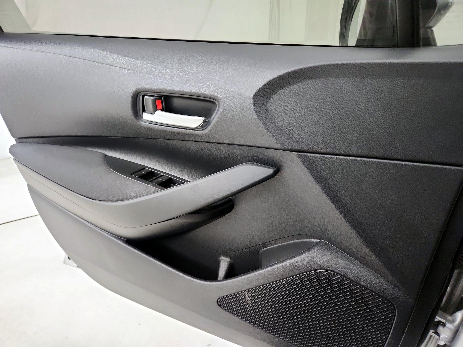 Thumbnail: 2021 Toyota Corolla - 12