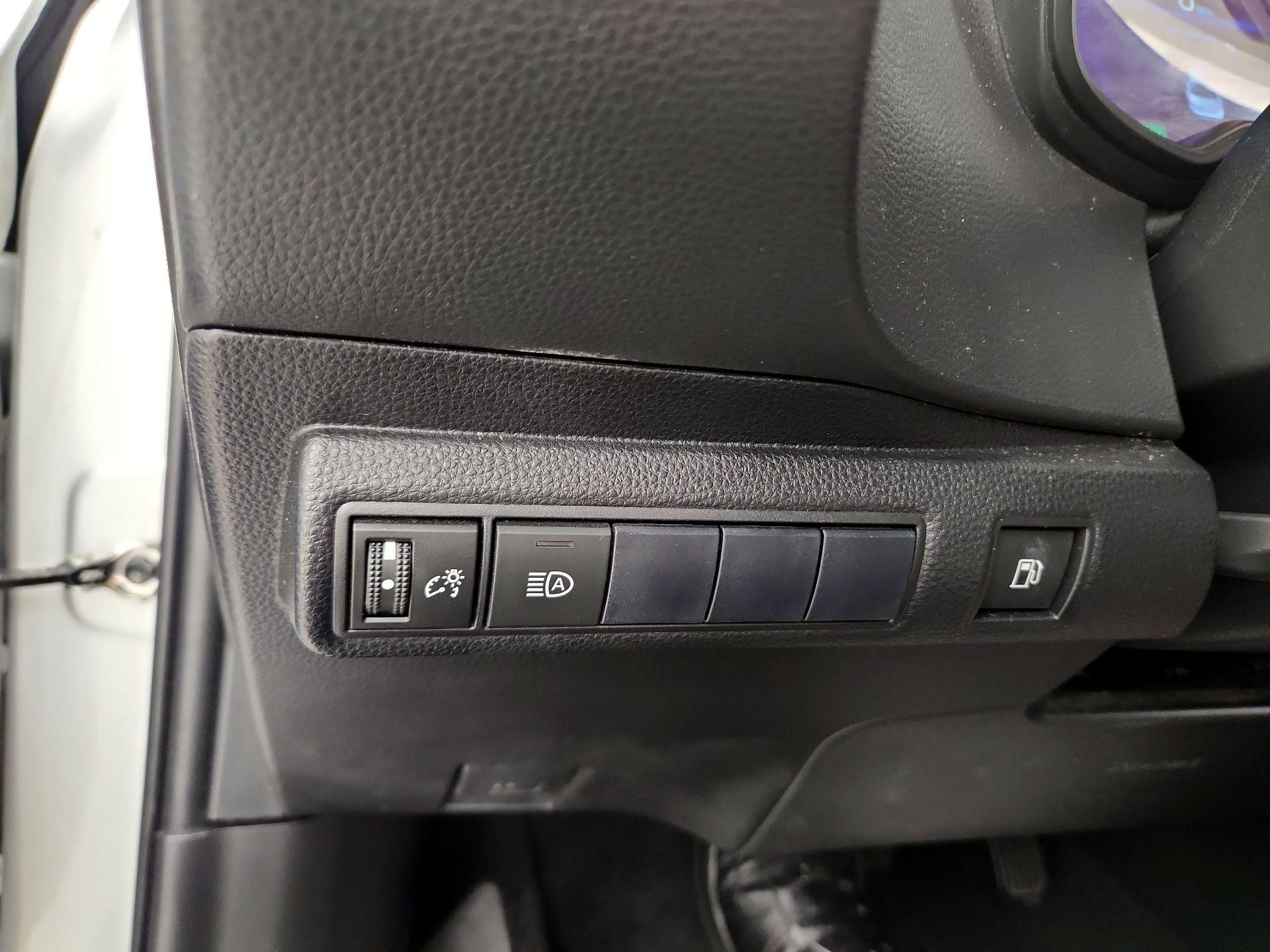 Thumbnail: 2021 Toyota Corolla - 13