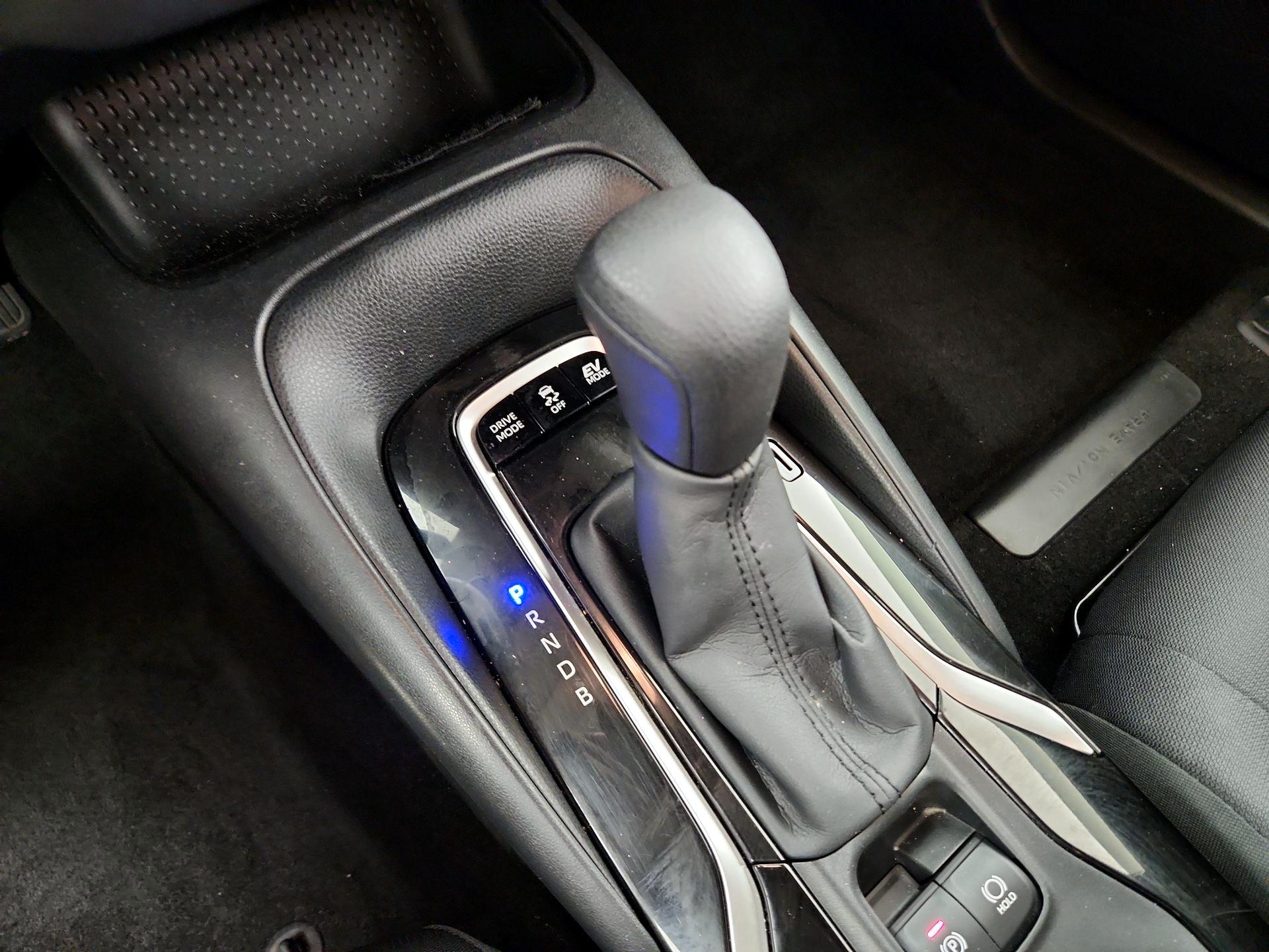 Thumbnail: 2021 Toyota Corolla - 17