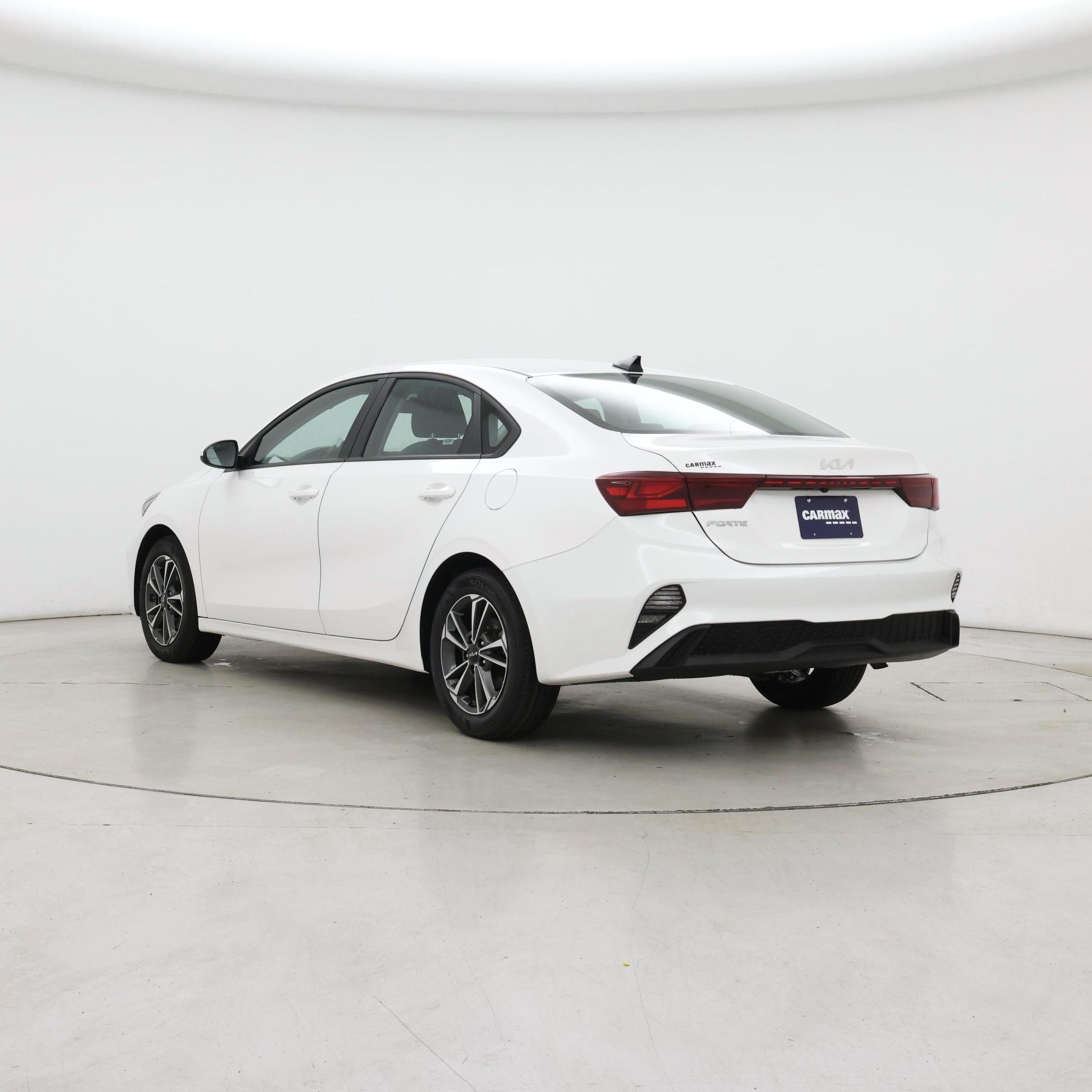 Thumbnail: 2024 Kia Forte - 2