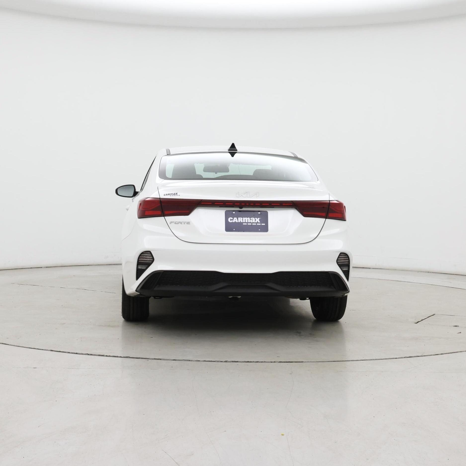 Thumbnail: 2024 Kia Forte - 6