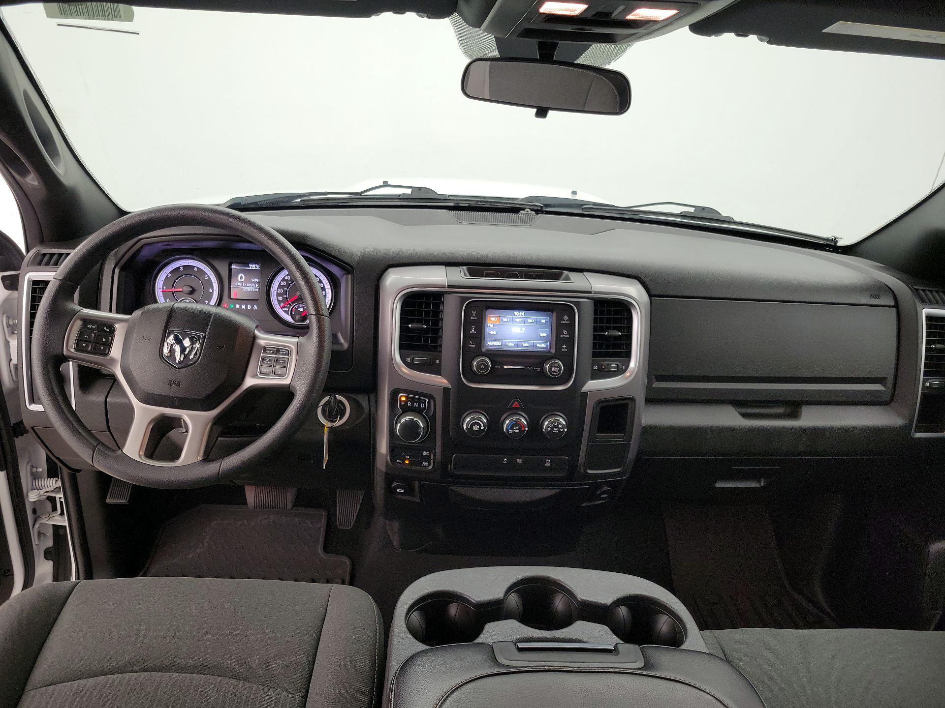 Thumbnail: 2022 RAM 1500 Classic - 9