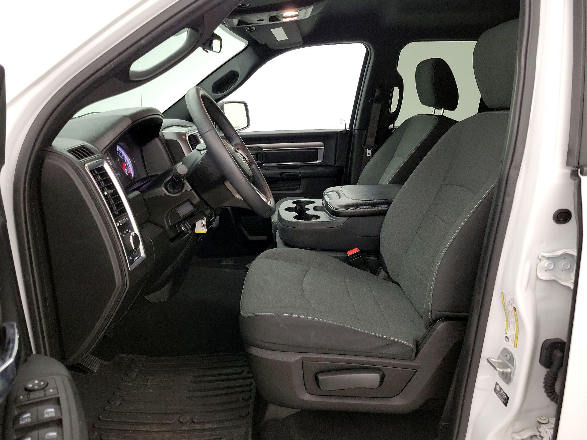 Thumbnail: 2022 RAM 1500 Classic - 11