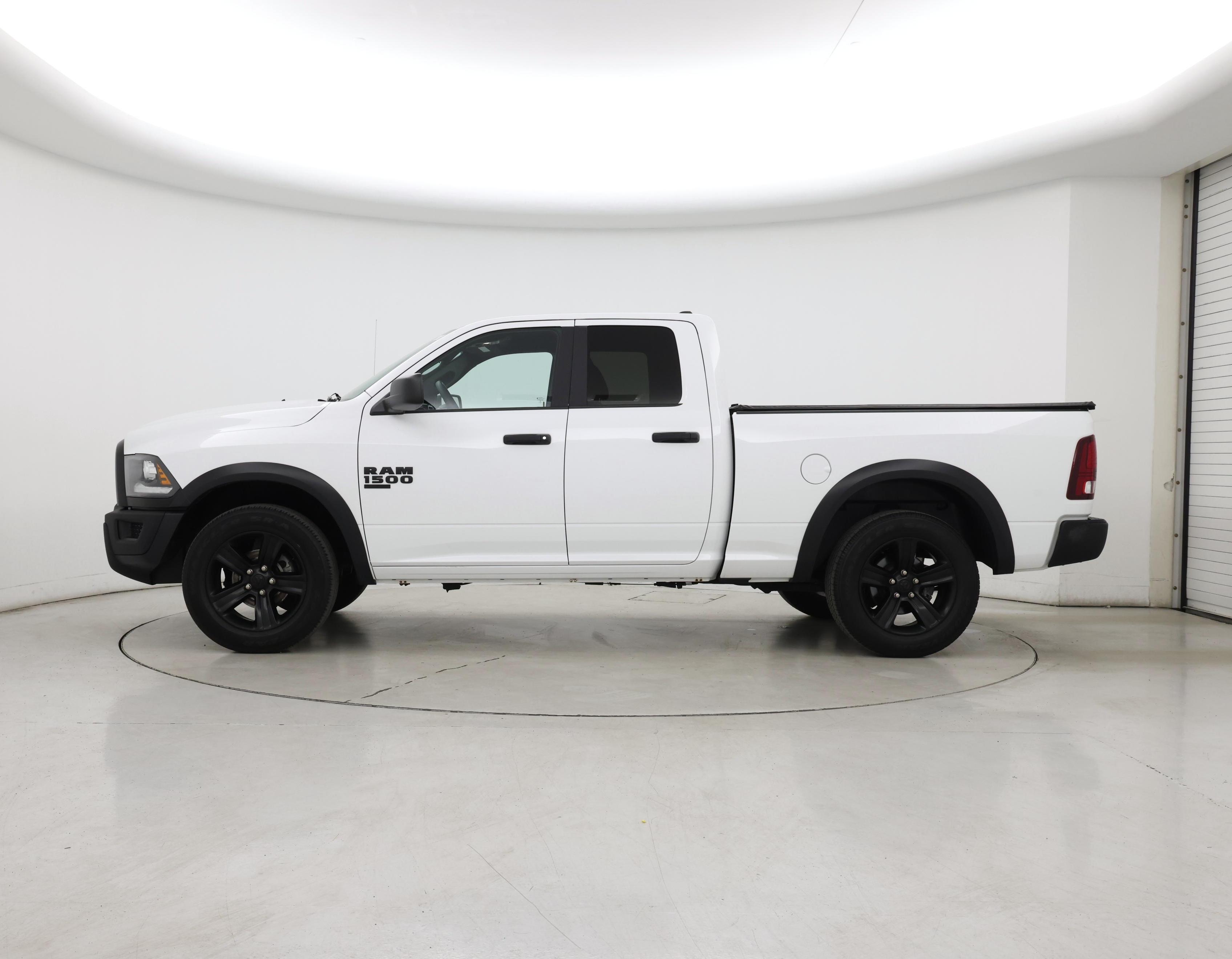 Thumbnail: 2022 RAM 1500 Classic - 3