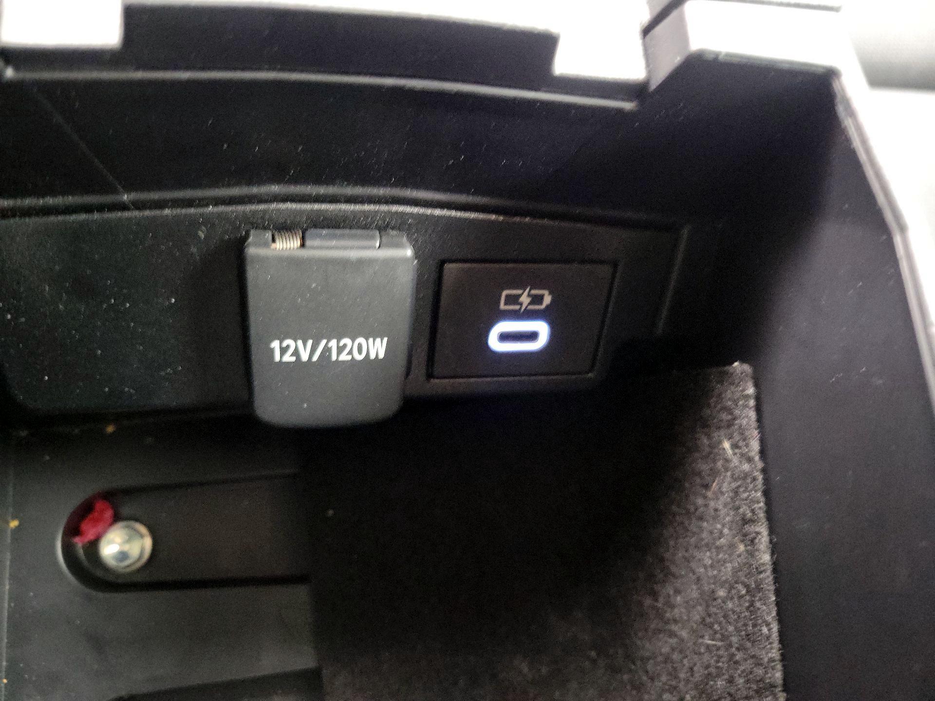 Thumbnail: 2024 Toyota Corolla - 18