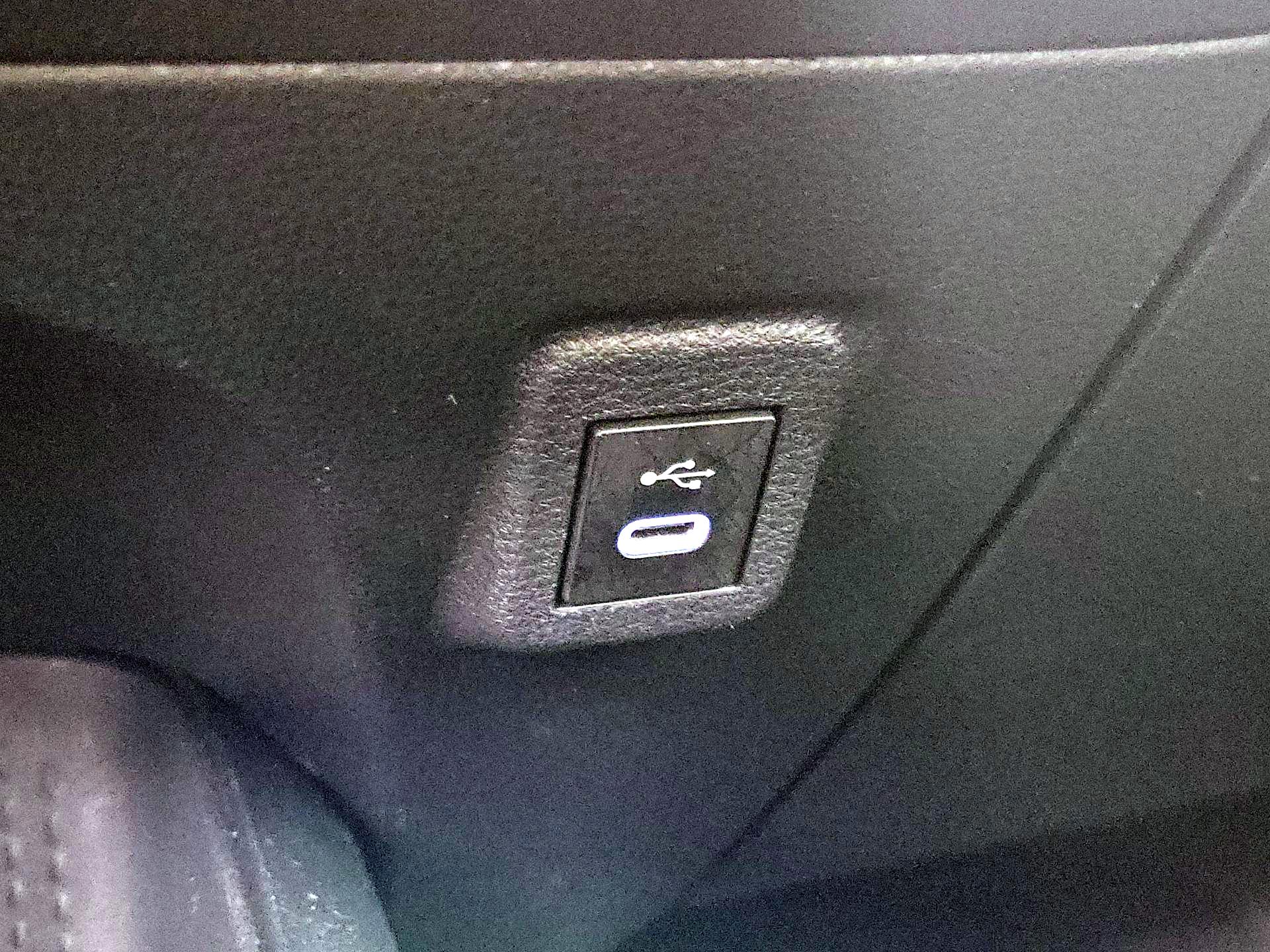 Thumbnail: 2024 Toyota Corolla - 18