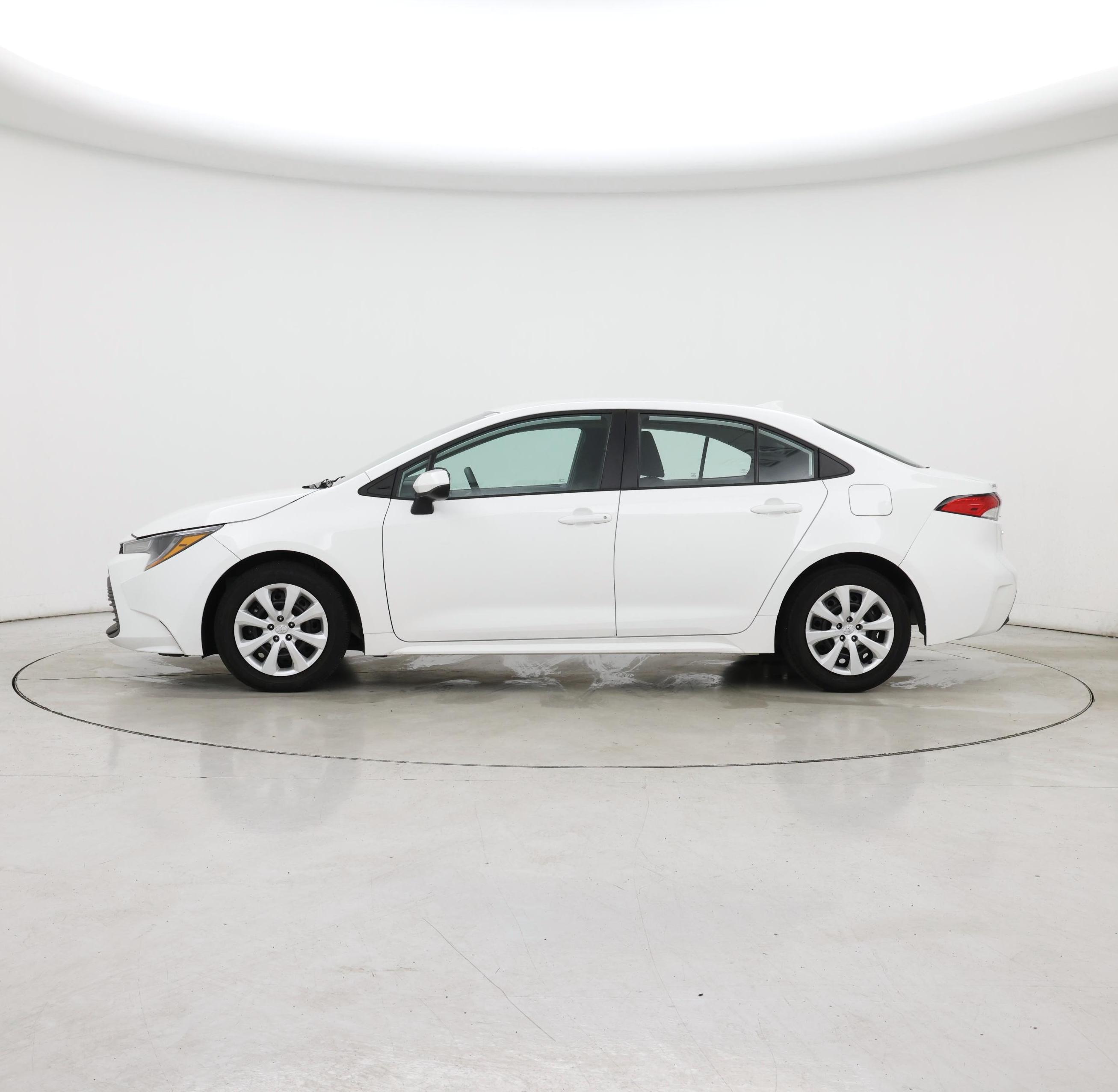 Thumbnail: 2024 Toyota Corolla - 3