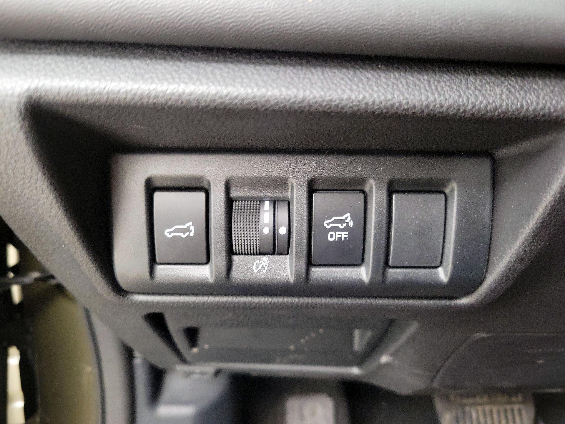 Thumbnail: 2023 Subaru Outback - 13