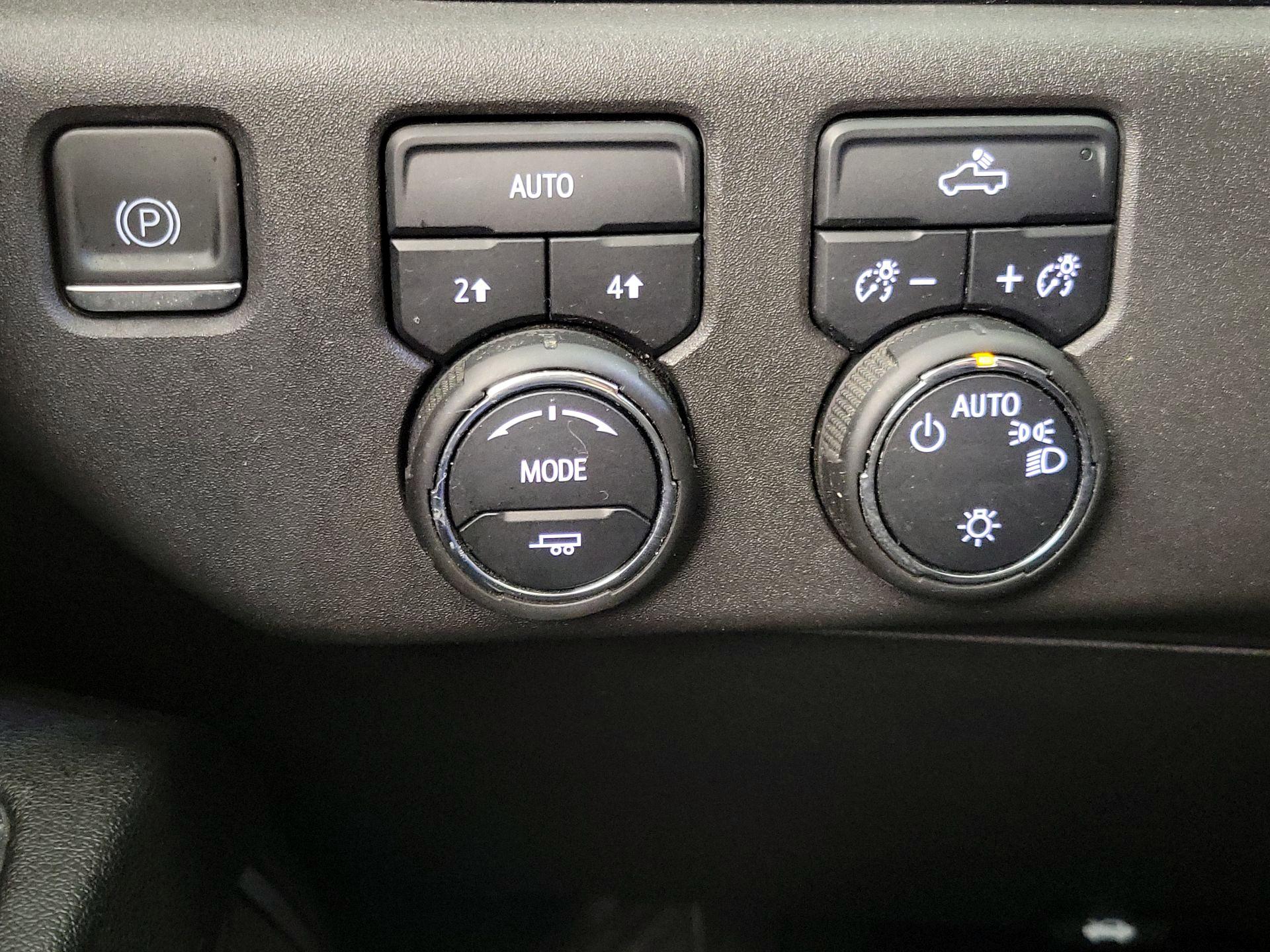 Thumbnail: 2023 Chevrolet Silverado 1500 - 13